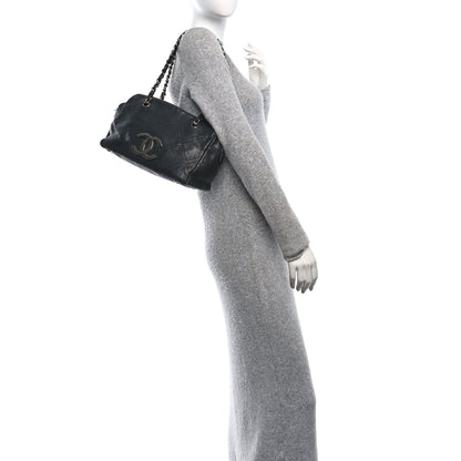 Chanel Calfskin Small Diamond Stitch Tote Black 2 of 10