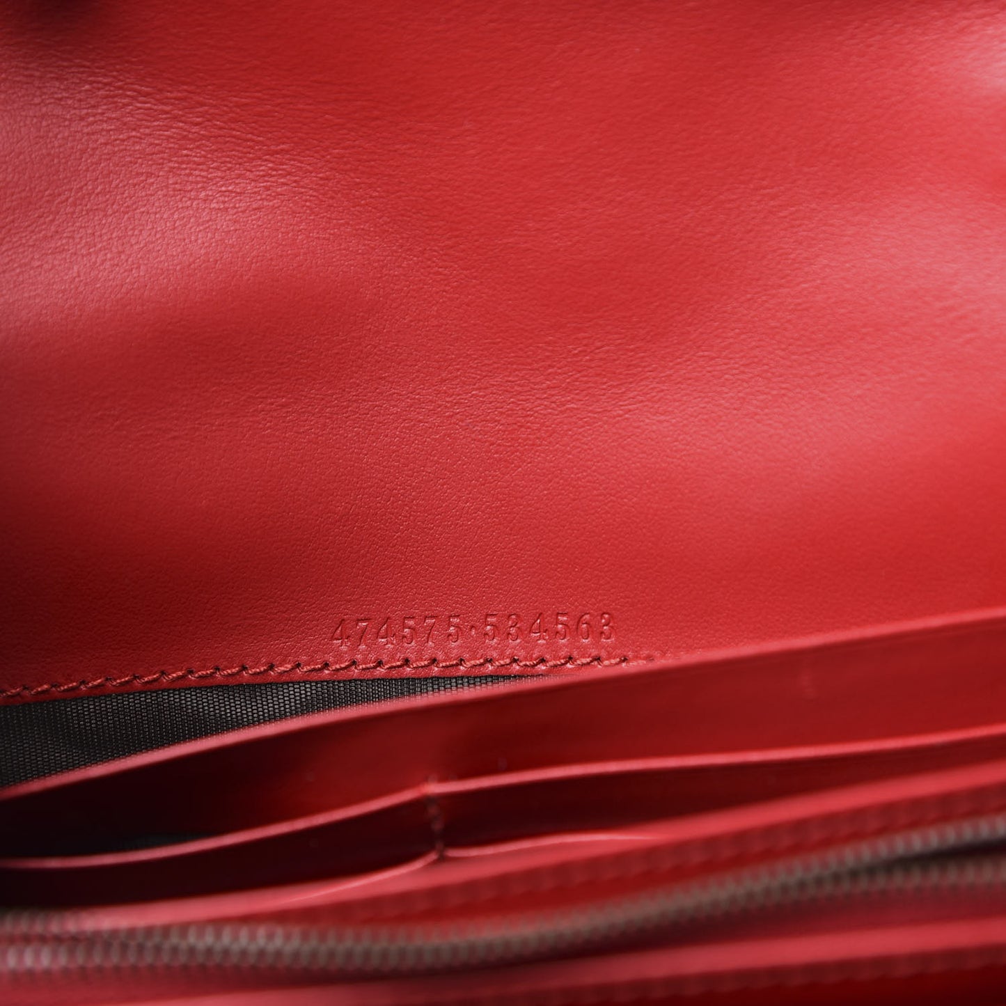 Calfskin Matelasse GG Marmont Chain Wallet Hibiscus Red