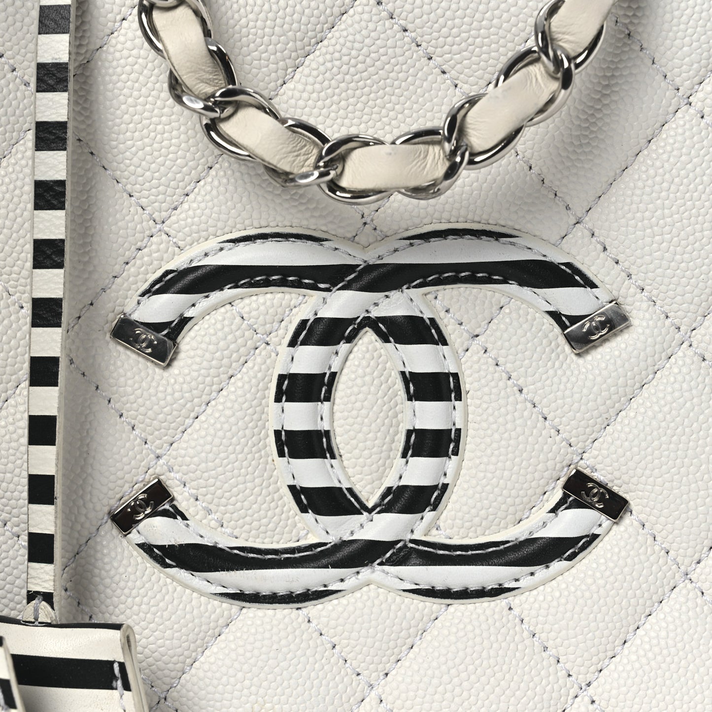 Caviar Quilted Striped Medium CC Filigree Vanity Case White Black