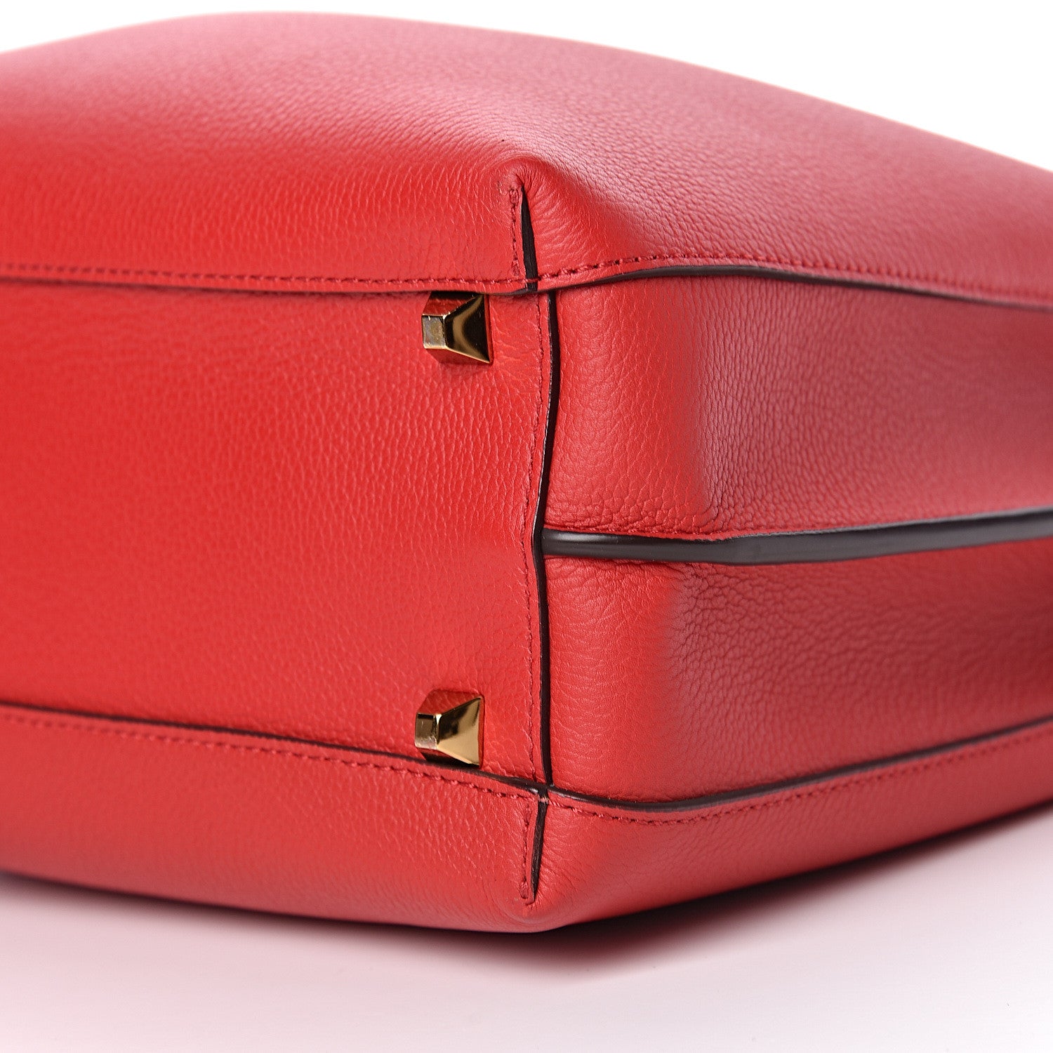 MCM Grained Calfskin Medium Milla Hobo Ruby Red 9 of 11