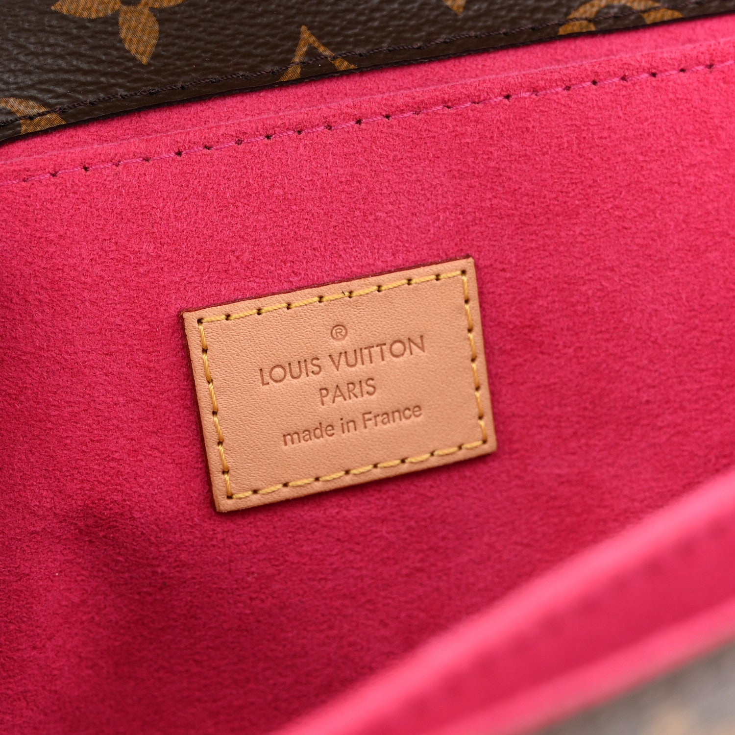 Louis Vuitton Monogram Patches Pochette Metis 6 of 9