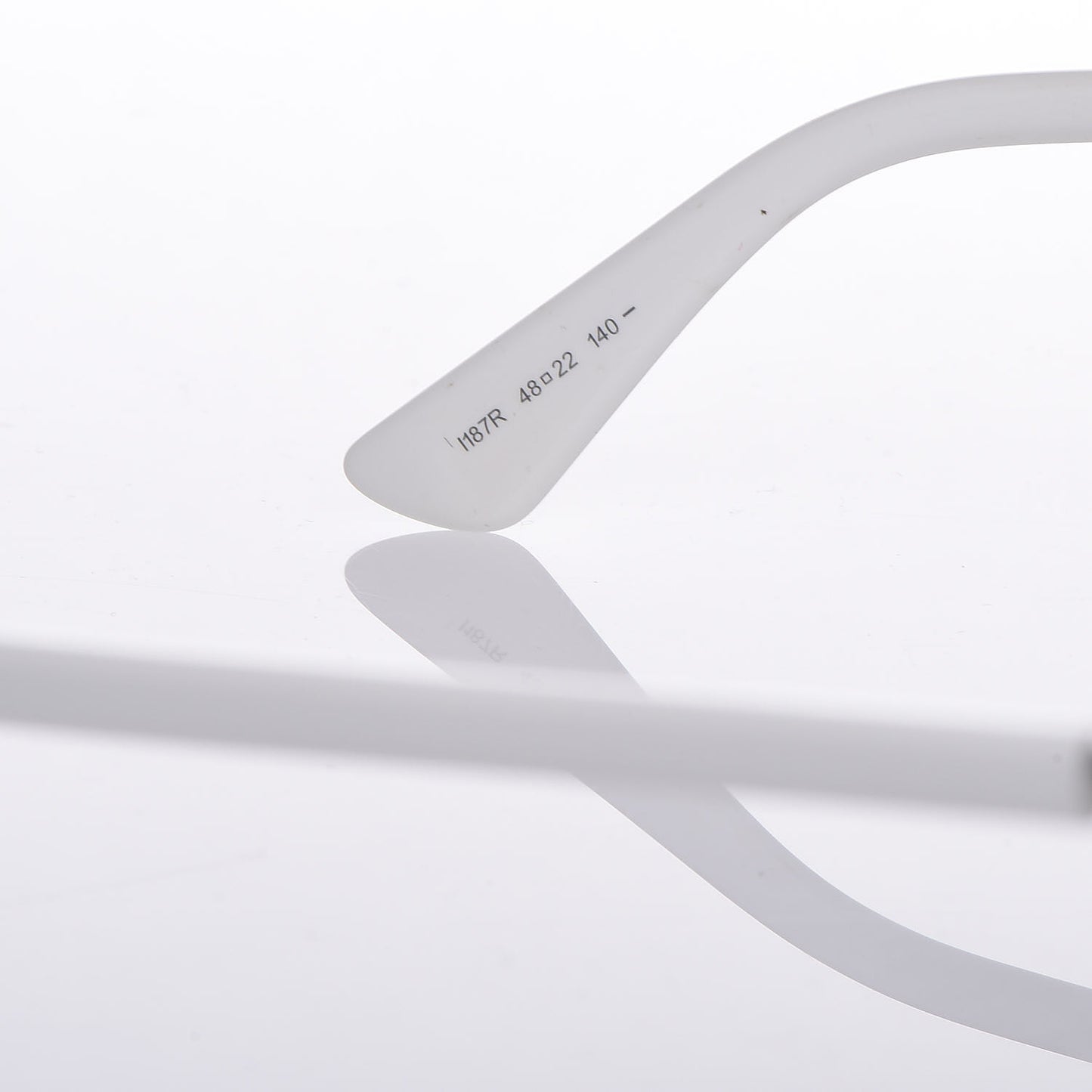 Mirrored So Real Sunglasses Crystal Silver White