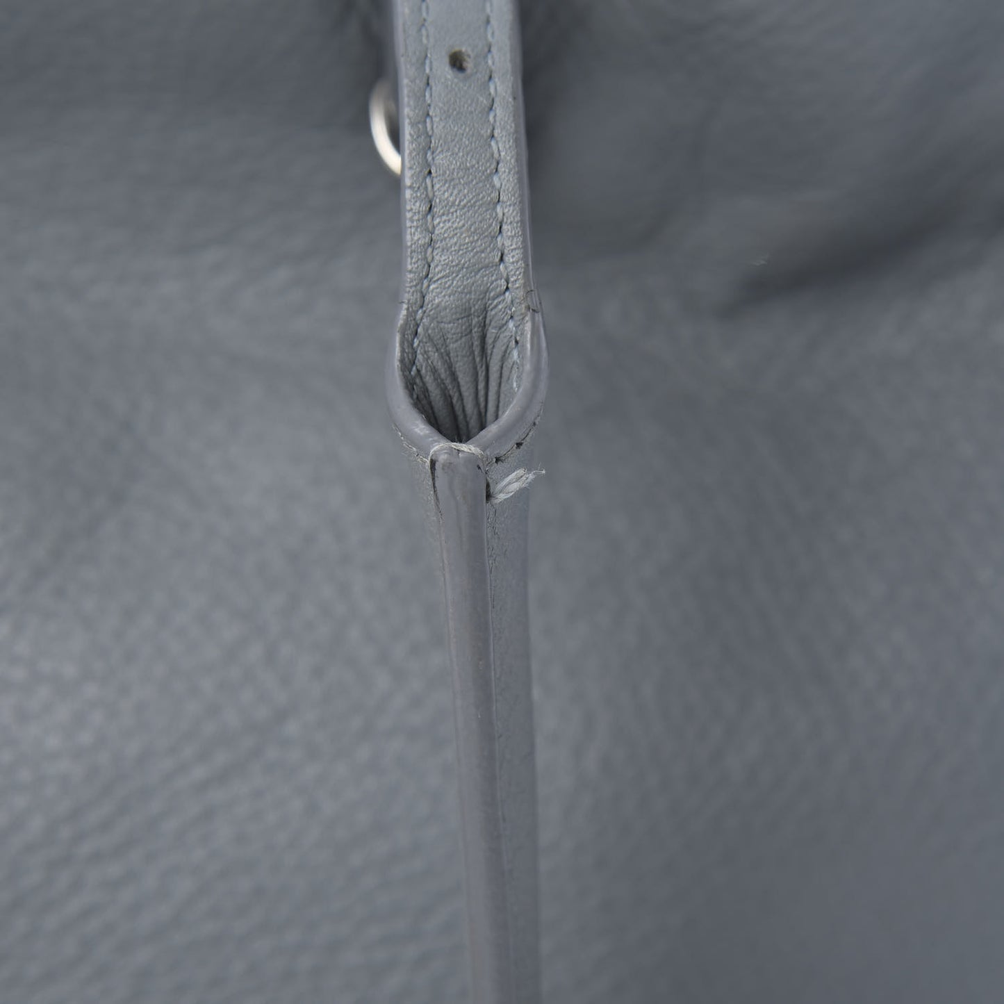 Veau Papier A4 Zip Around Tote Grey