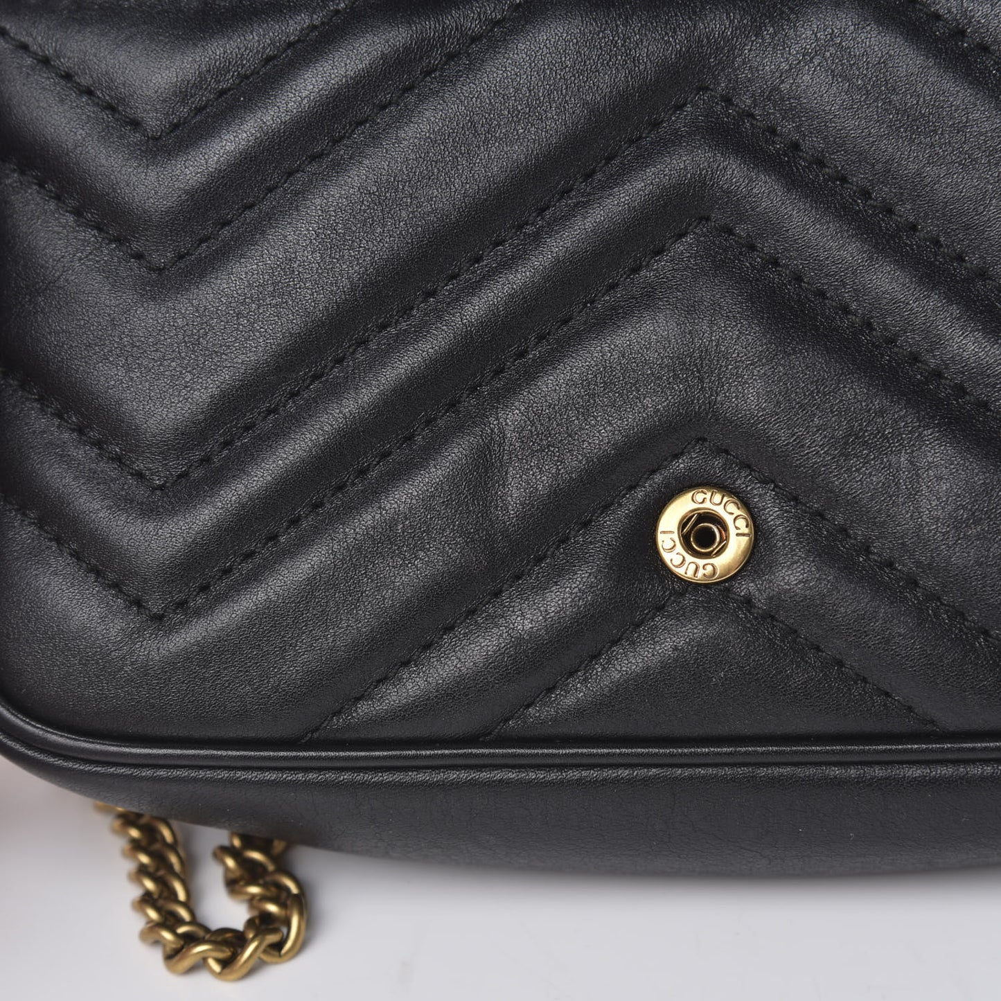 Calfskin Matelasse Super Mini GG Marmont Shoulder Bag Black