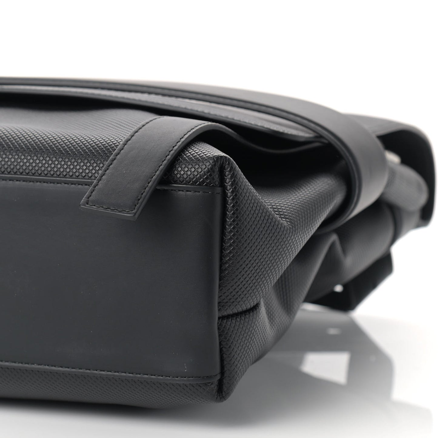 Textured Calfskin Messenger Crossbody Bag Black