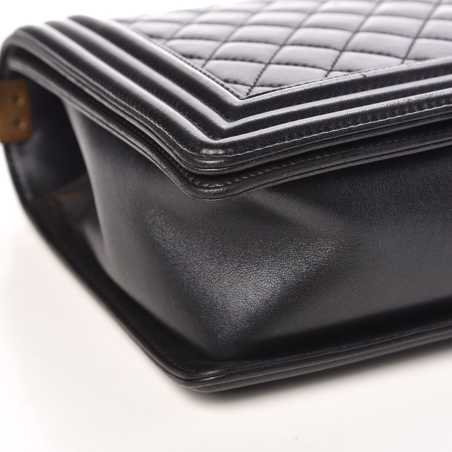 Metallic Lambskin Quilted New Medium Boy Flap Black