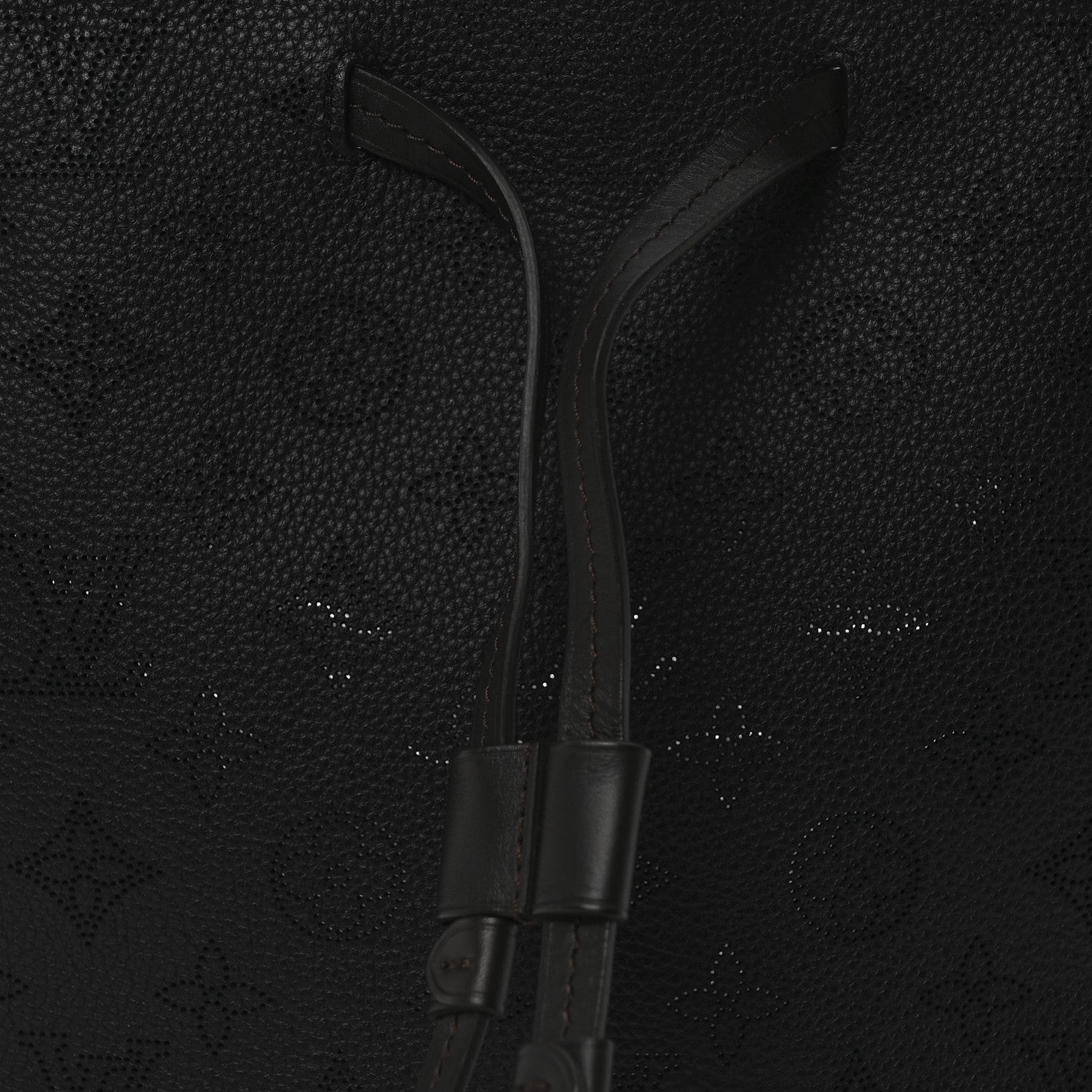Louis Vuitton Mahina Girolata Black 8 of 10