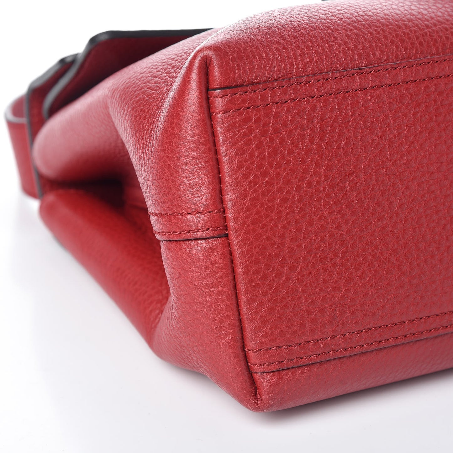 Cellarius Calfskin GG Marmont Shoulder Bag Vulcanic Red