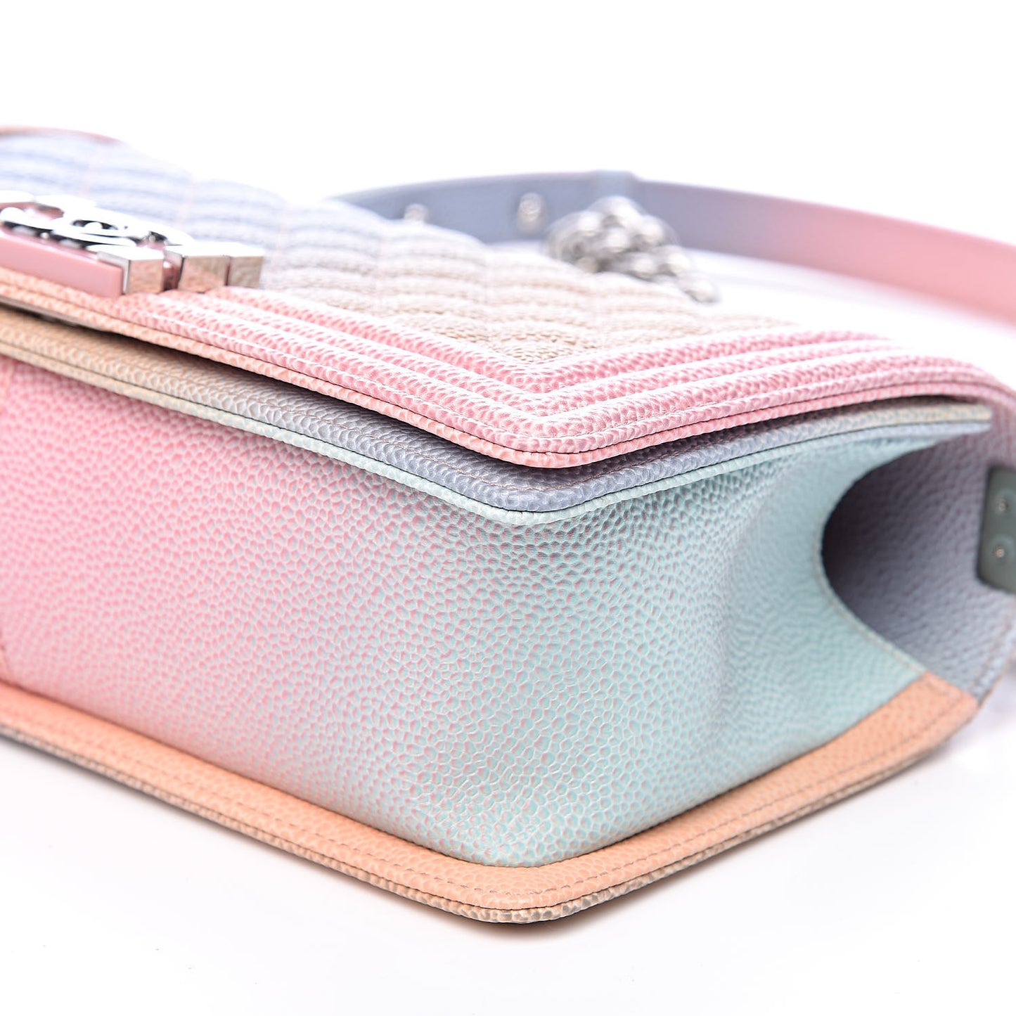 Caviar Quilted Medium Rainbow Boy Flap Multicolor