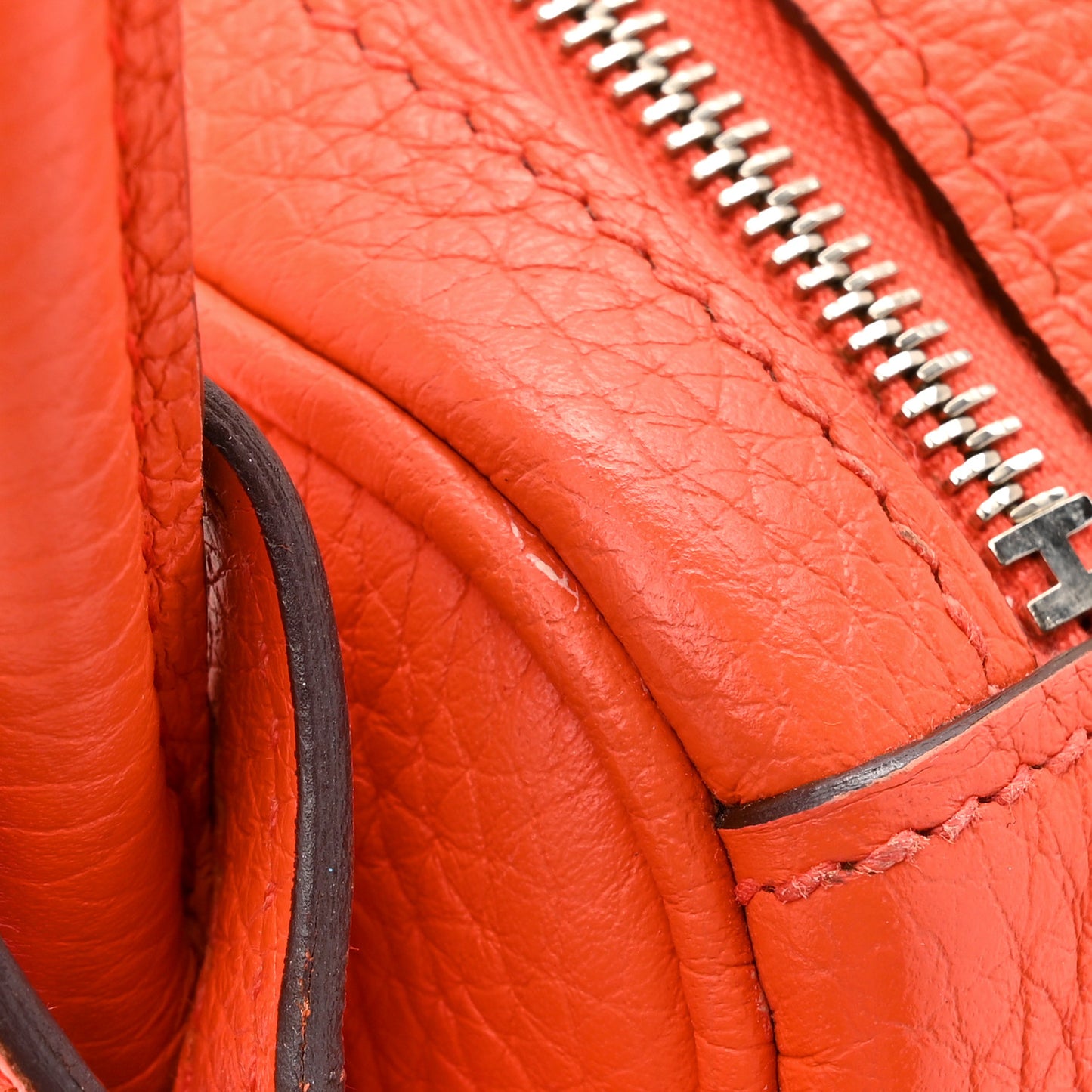 Taurillon Clemence Lindy 26 Orange Poppy
