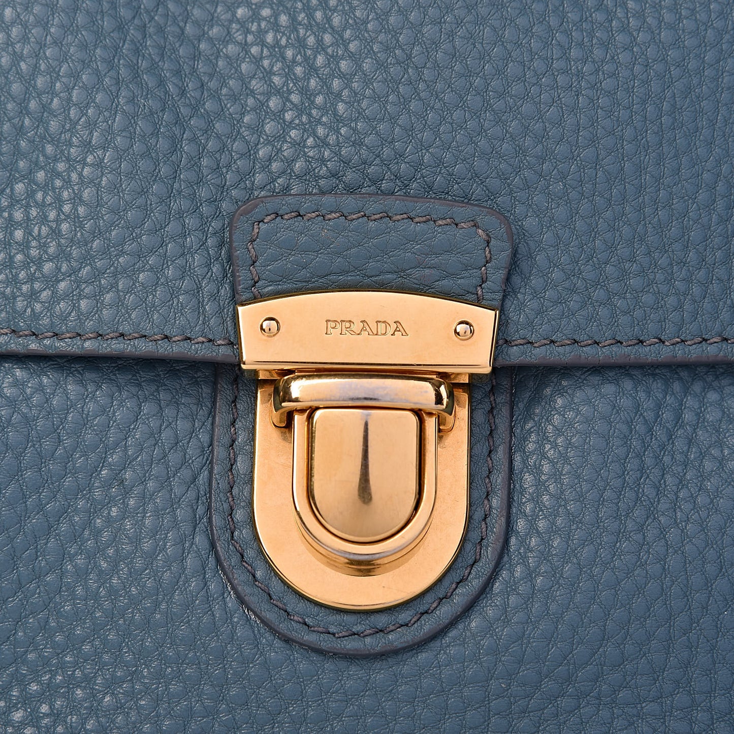 Vitello Daino Push Lock Messenger Bag Marine