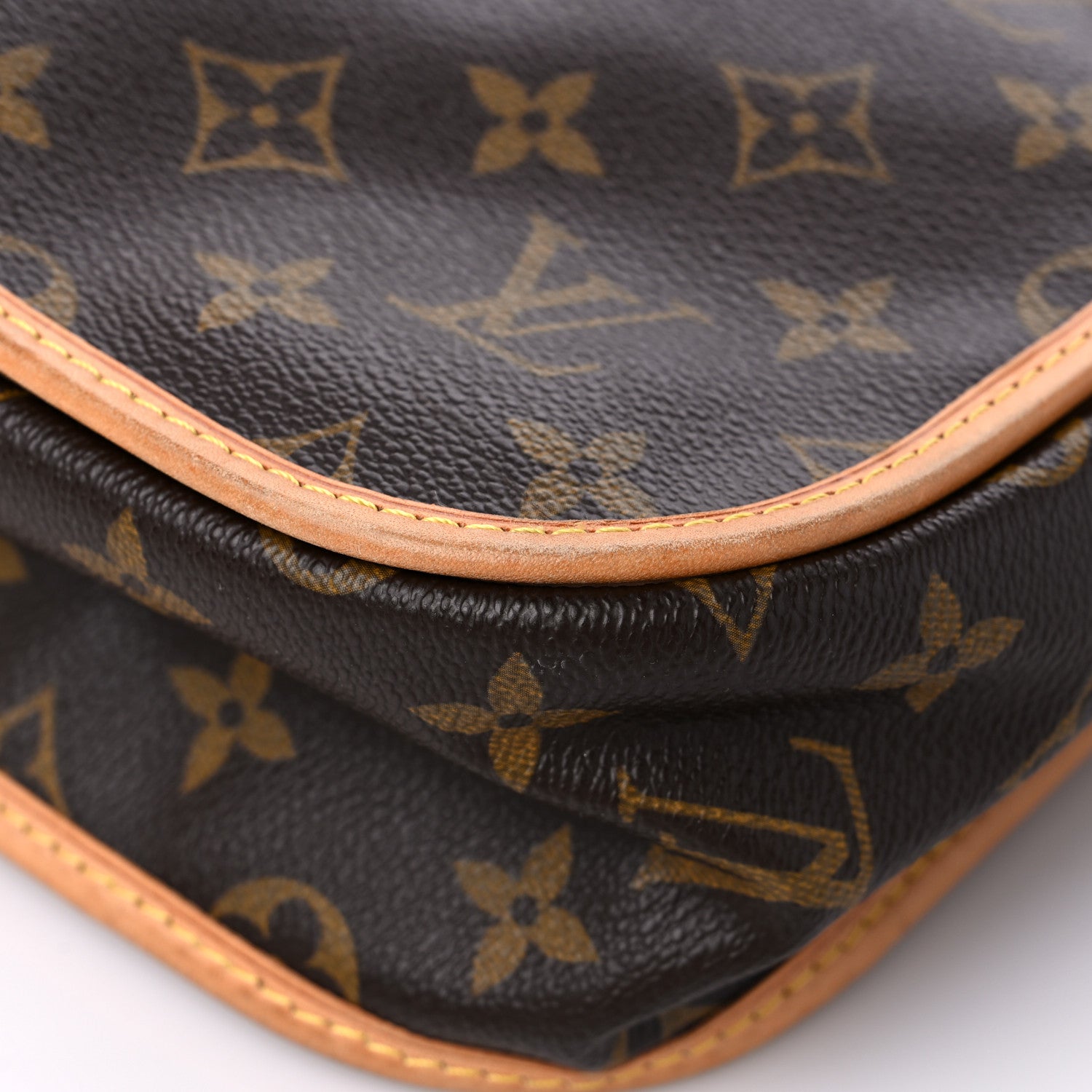 Louis Vuitton Monogram Bosphore PM Messenger 8 of 15