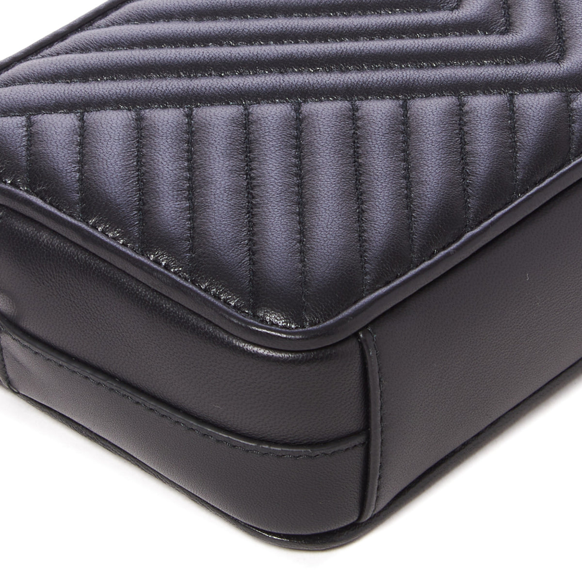 Nappa Impunture Clutch Black