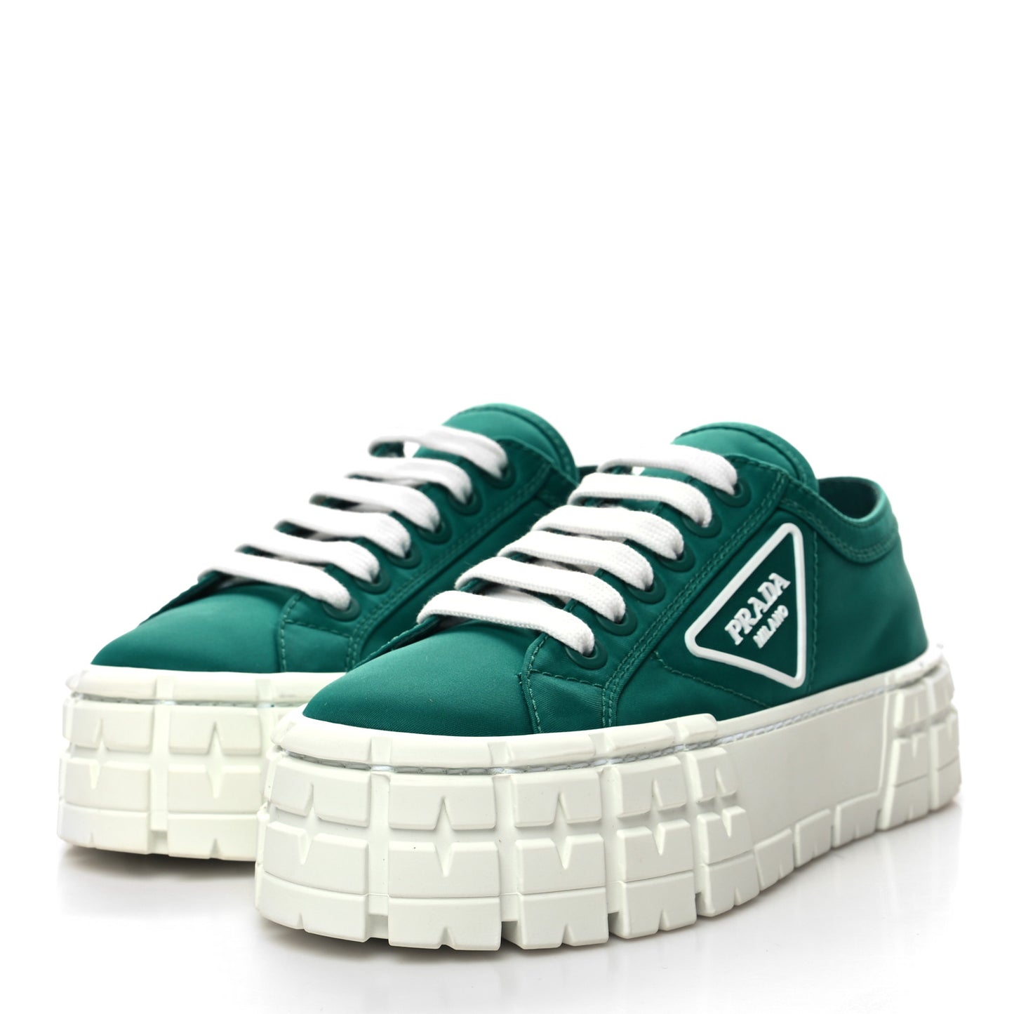 Re-Nylon Gabardine Triangle Logo Double Wheel 50mm Sneakers 37 Assenzio
