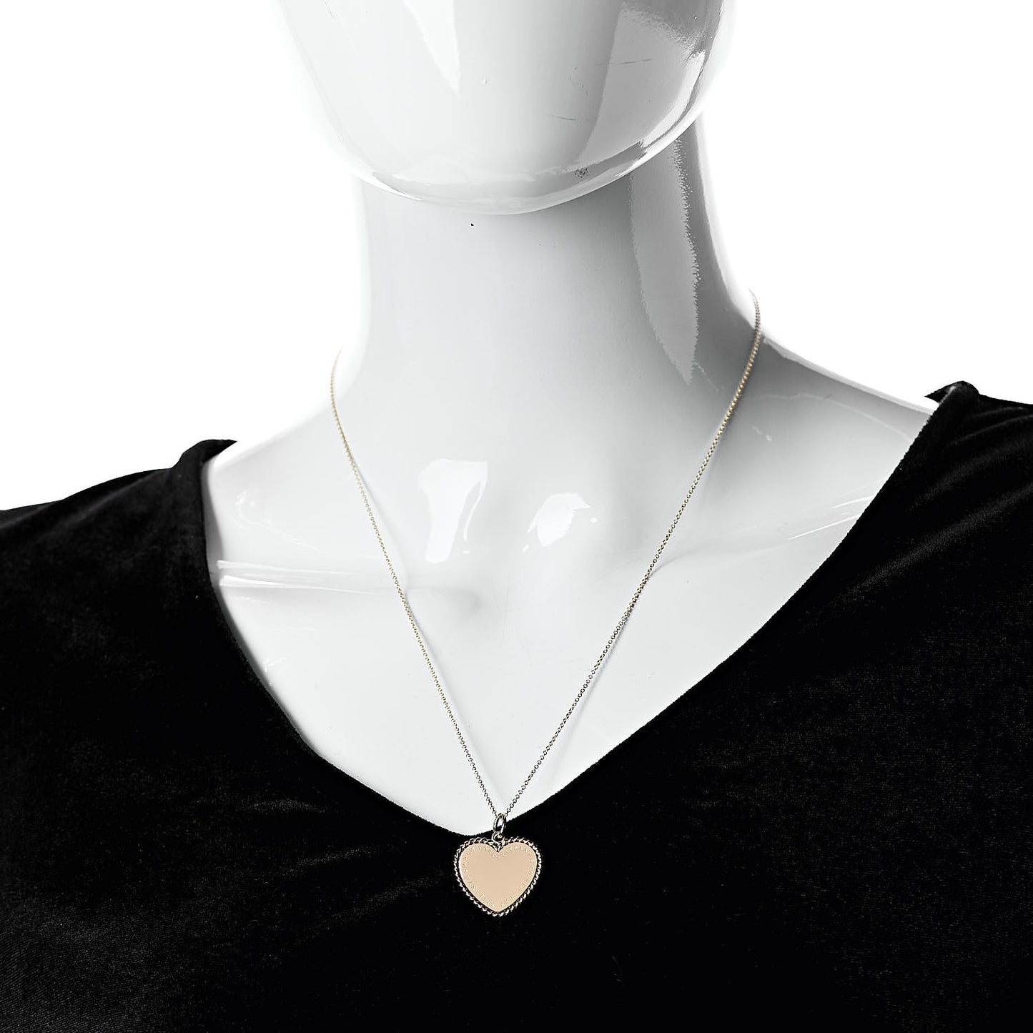 18K Yellow Gold Twist Heart Pendant Necklace