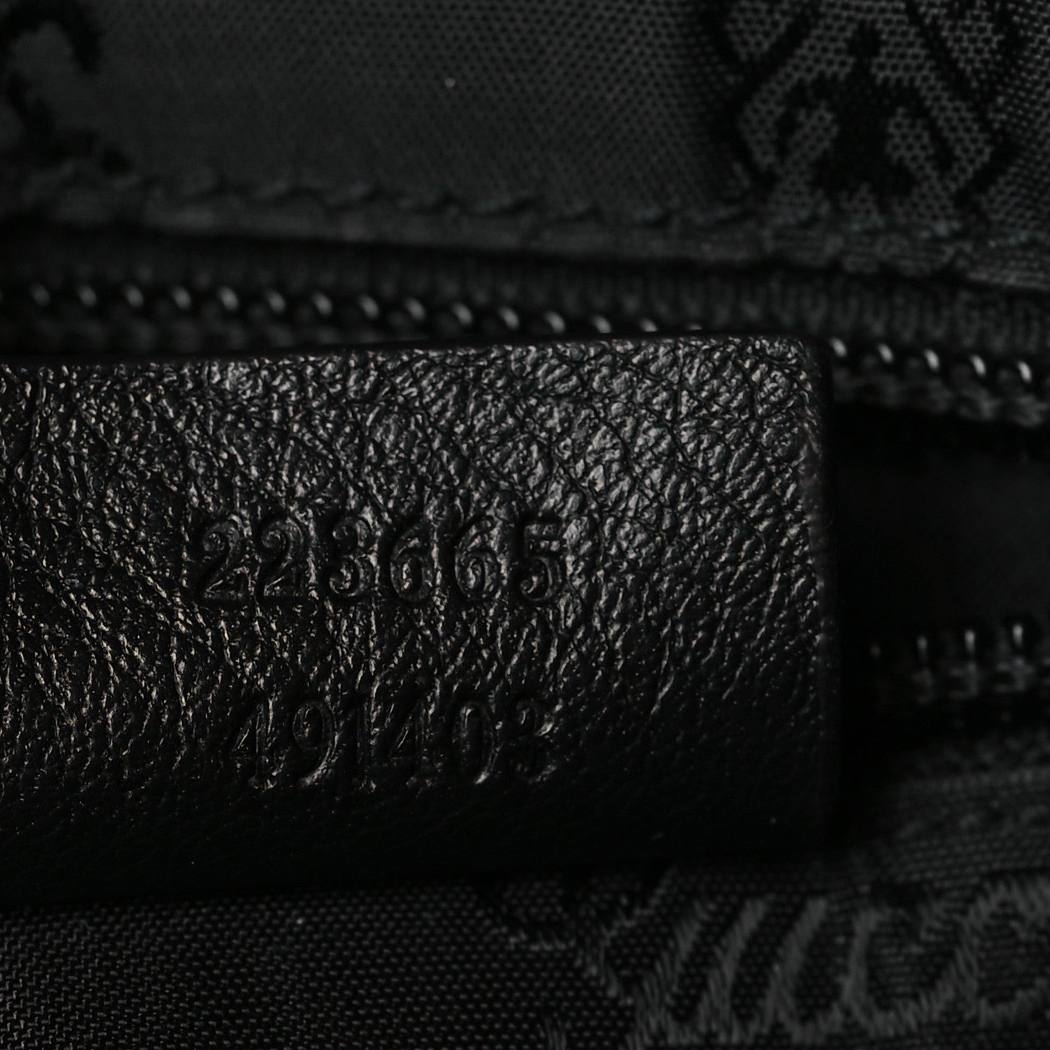 Gucci Guccissima Medium Flap Messenger Bag Black 6 of 10
