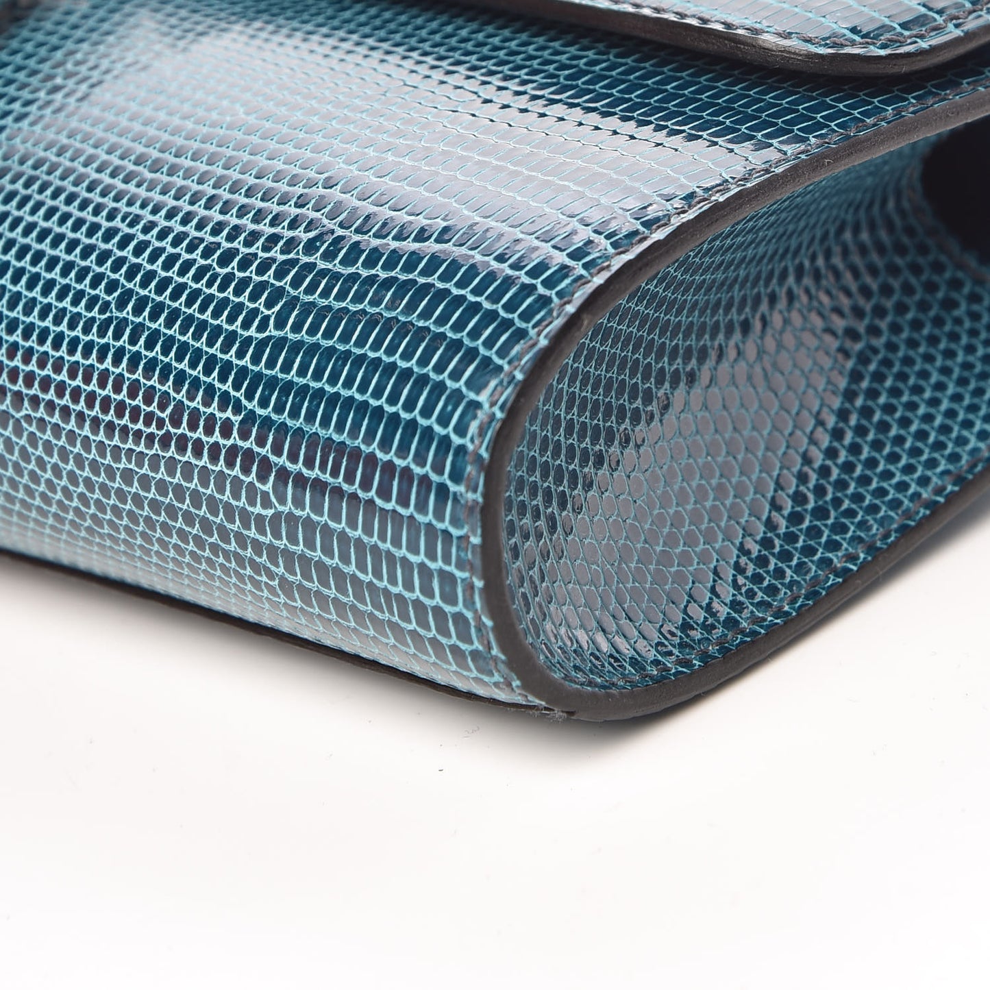 Lizard Egee Clutch Petrole