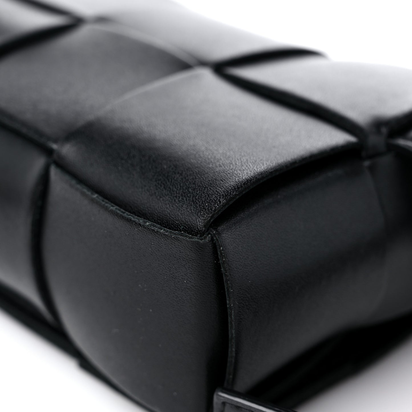 Nappa Maxi Intreccio The Belt Cassette Bag Black