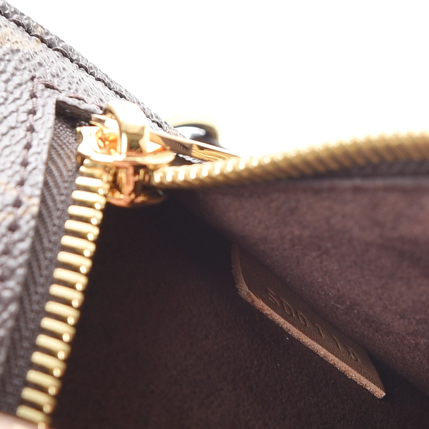 Louis Vuitton Monogram Pochette Metis 8 of 8