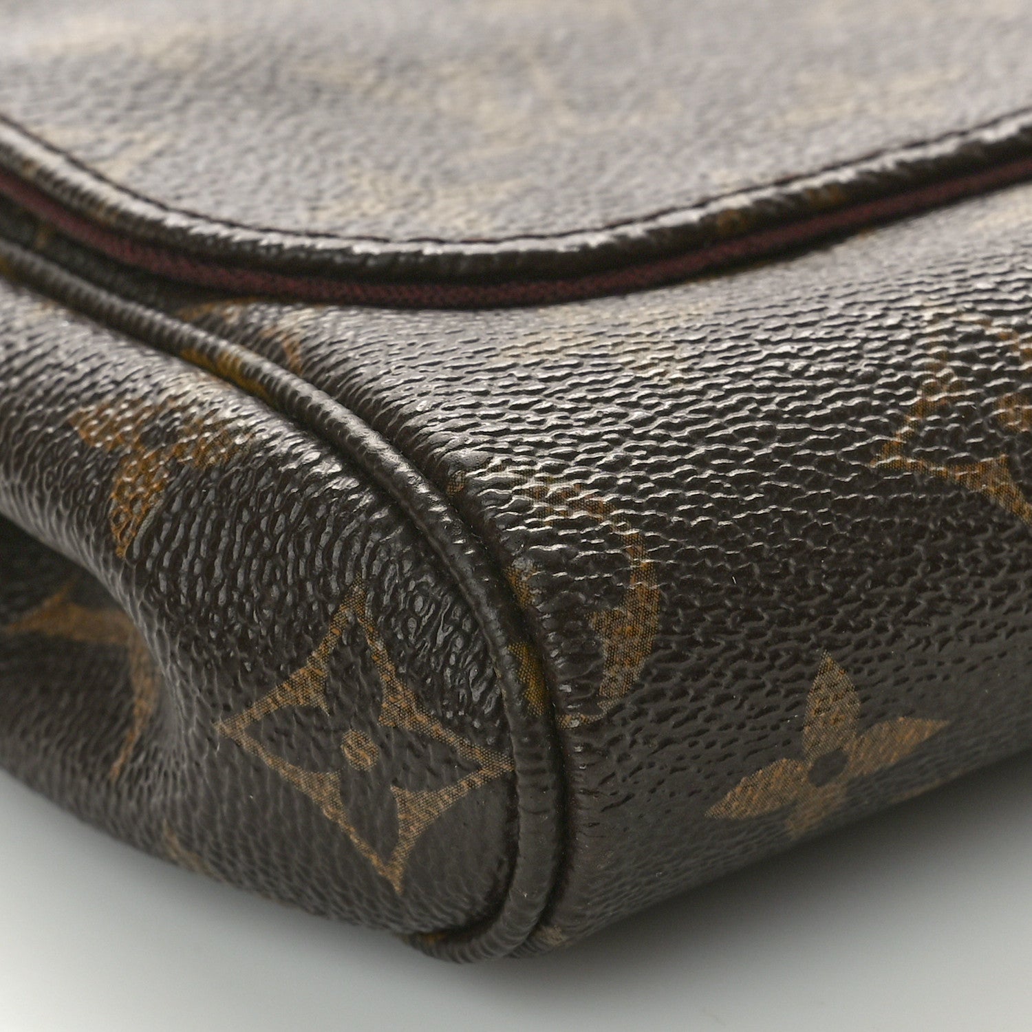 Louis Vuitton Monogram Favorite MM 9 of 11