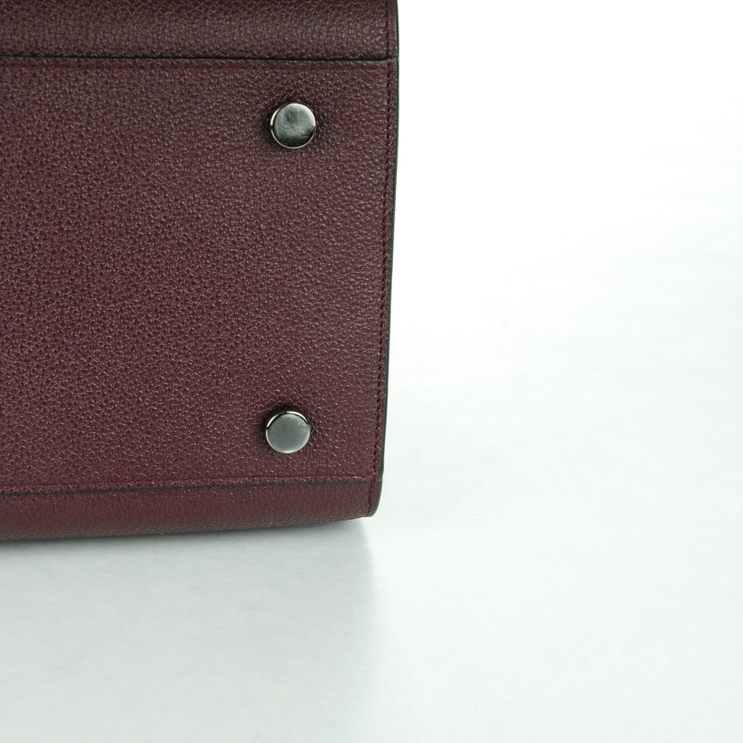 Grained Calfskin Small Classic Sac De Jour Armaranto