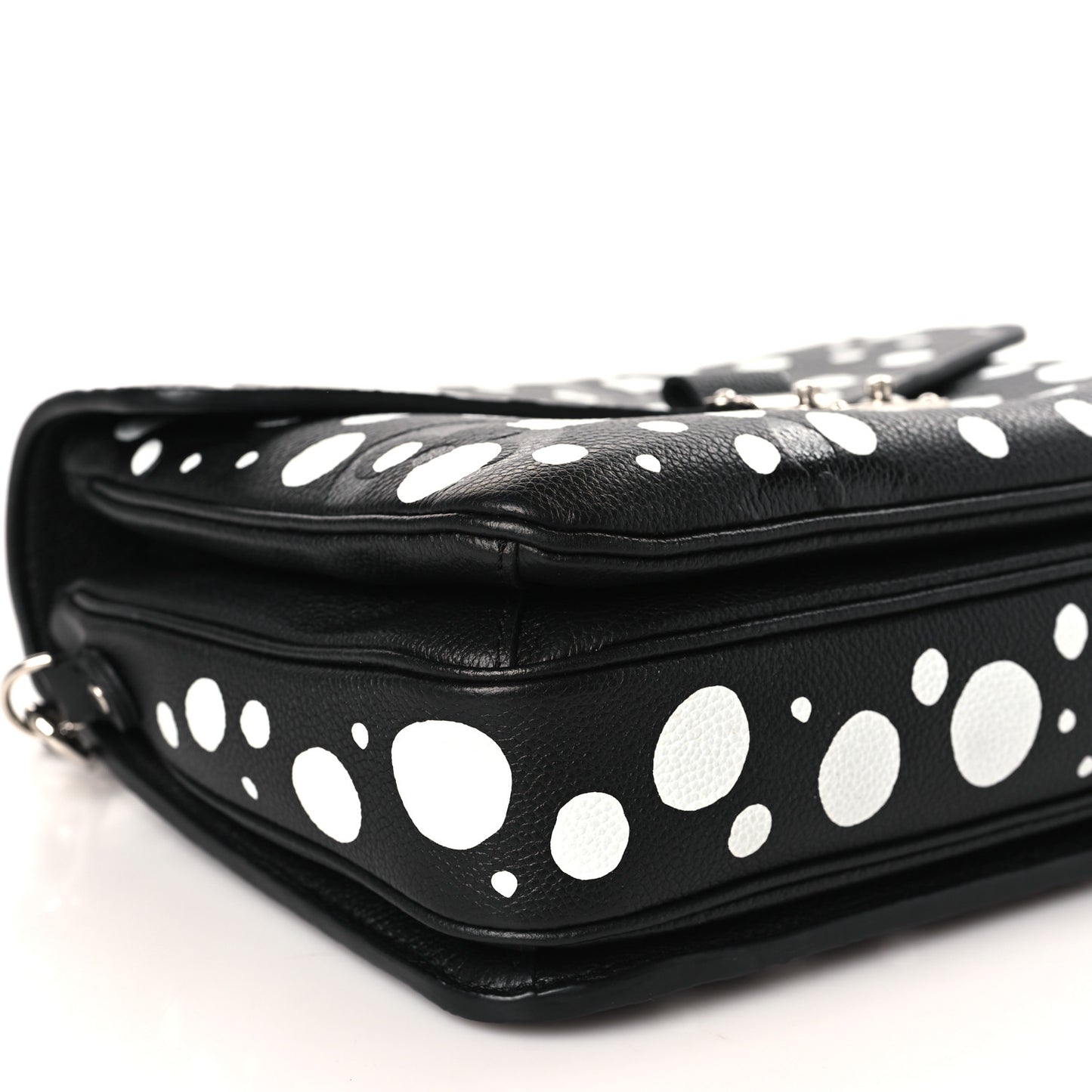 LV x YK Empreinte Monogram Giant Pochette Metis Black