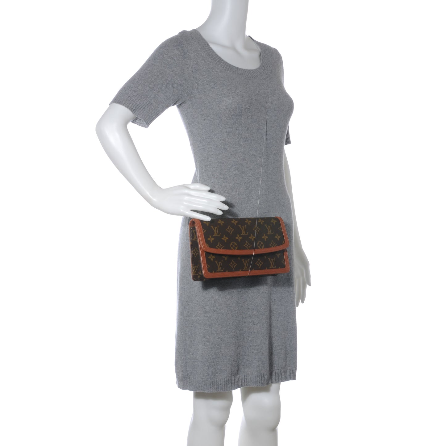 Monogram Pochette Dame 26