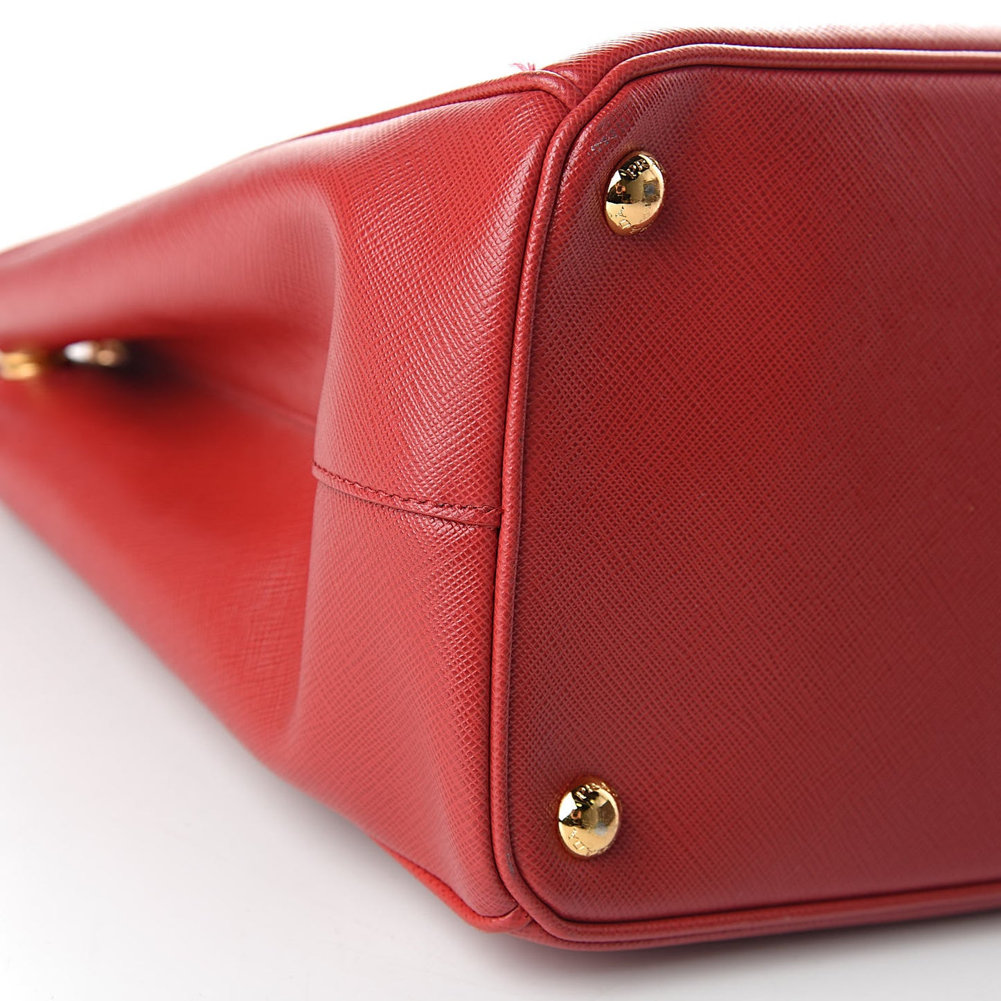 Saffiano Medium Galleria Double Zip Tote Fuoco