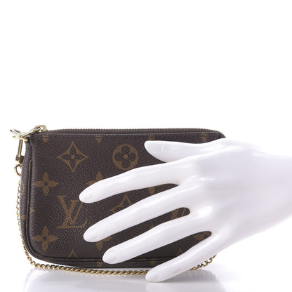 Louis Vuitton Monogram Mini Pochette Accessories 2 of 9