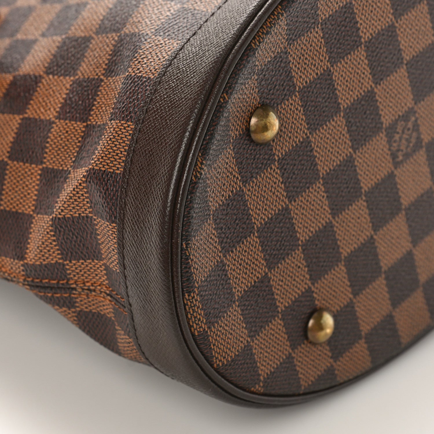 Louis Vuitton Damier Ebene Marais Bucket 23 8 of 9