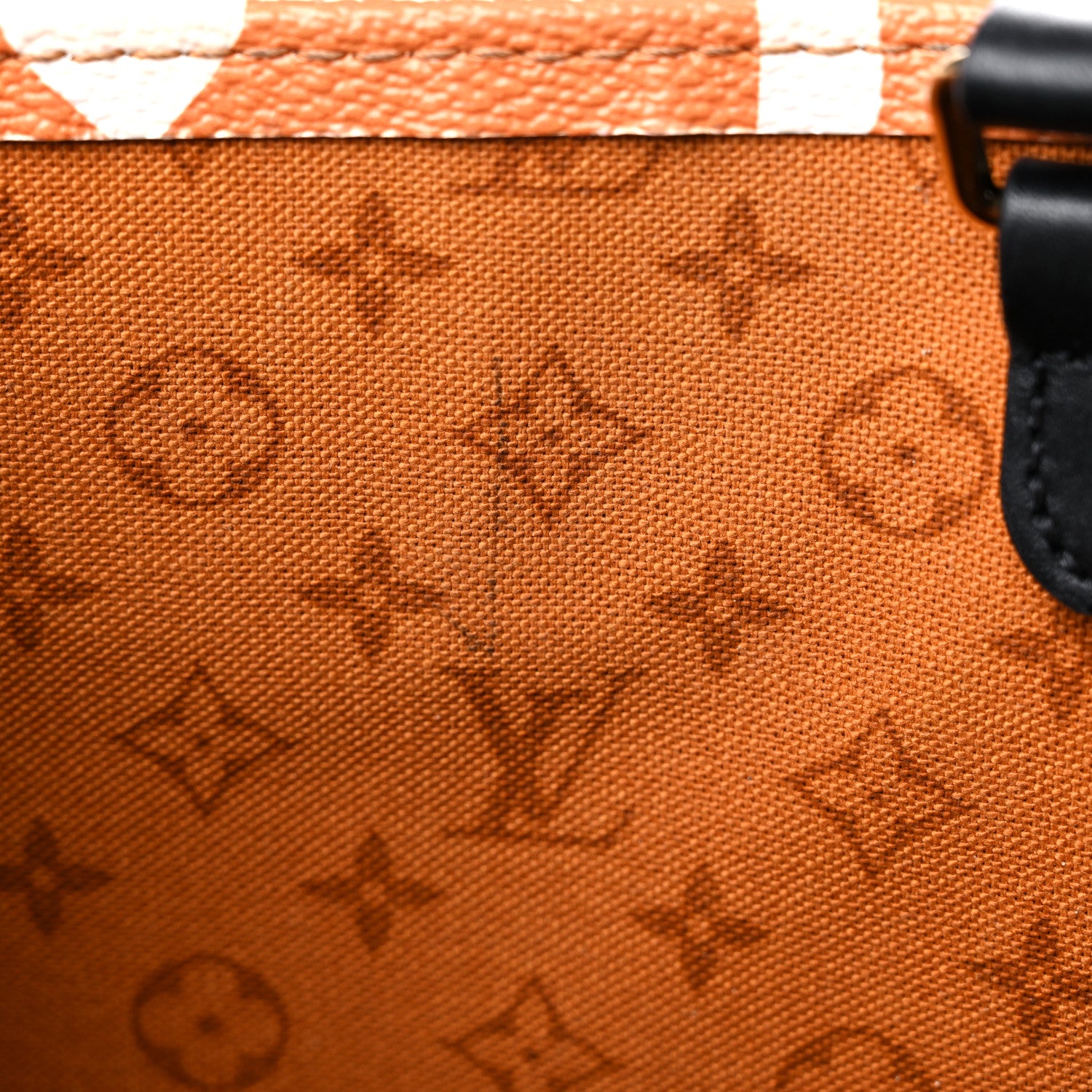 Louis Vuitton Monogram Giant Crafty Onthego GM Crème Caramel 13 of 14