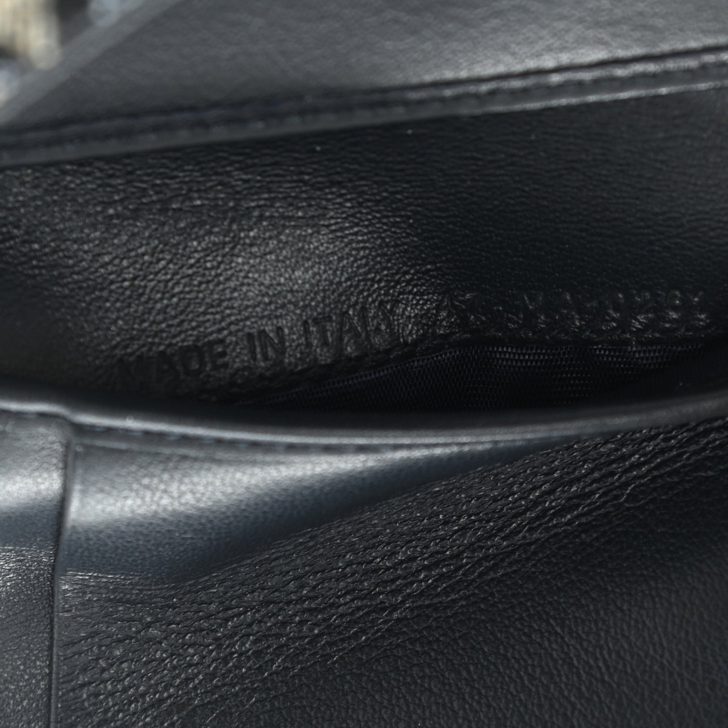 Oblique Saddle Lotus Wallet Blue
