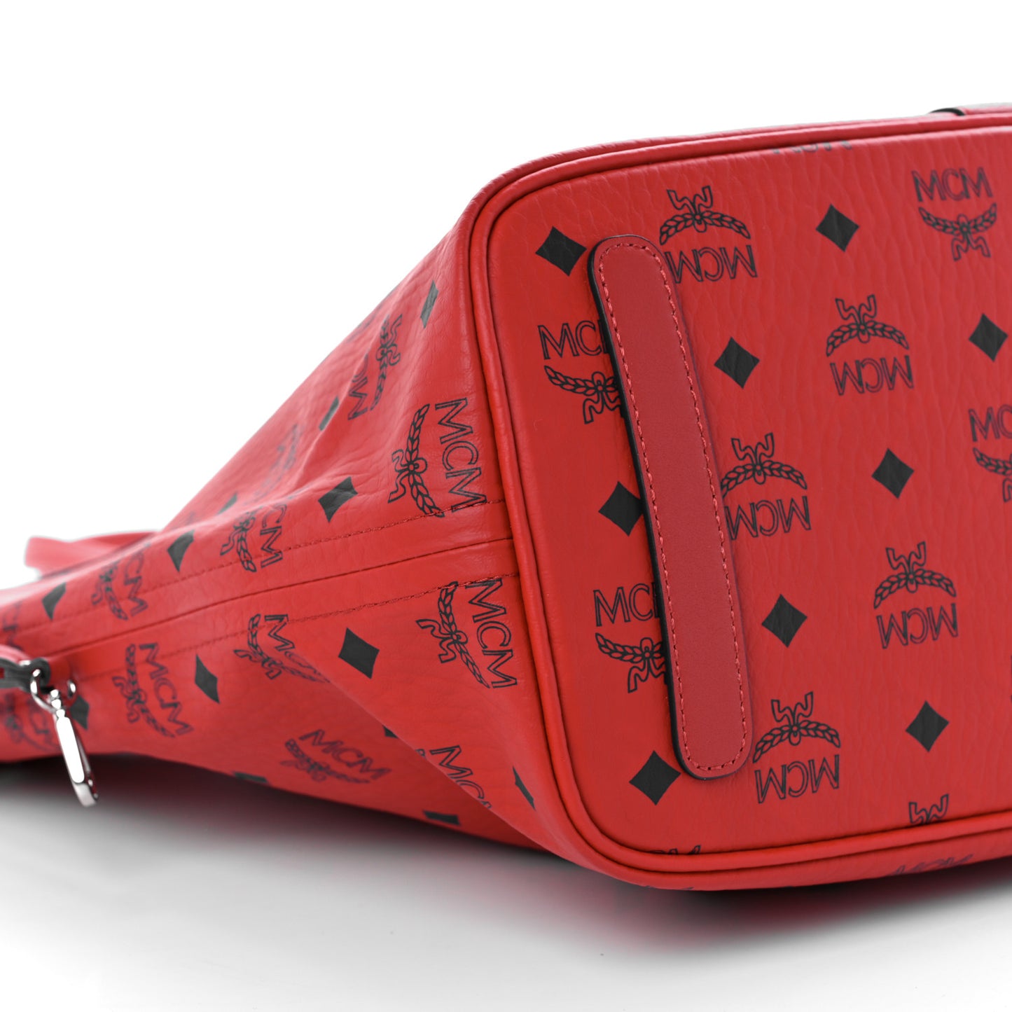 Visetos Medium Liz Reversible Shopper Tote Candy Red