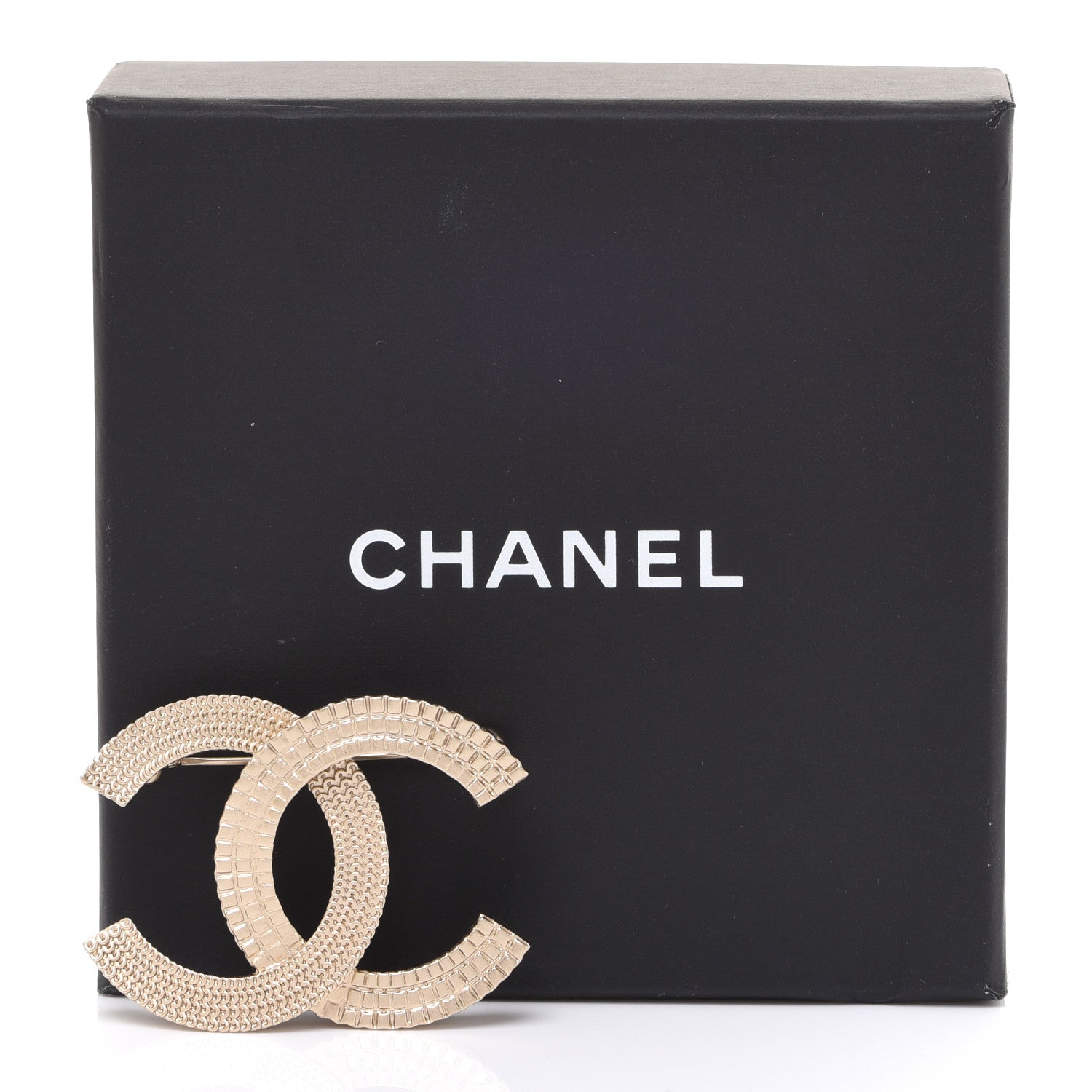 Chanel Metal Chain Quilted CC Brooch Gold 5 of 5