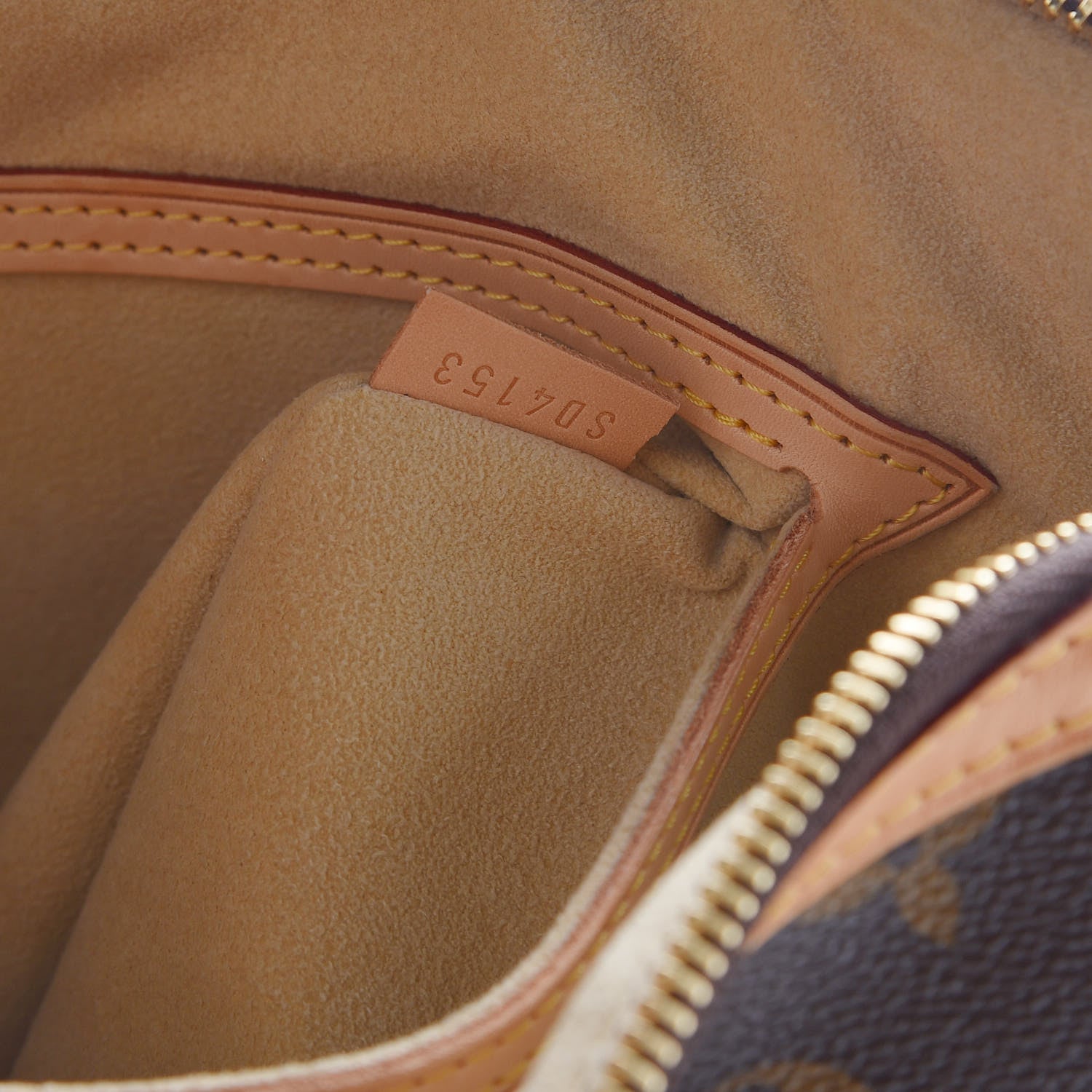 Louis Vuitton Monogram Retiro PM 10 of 18