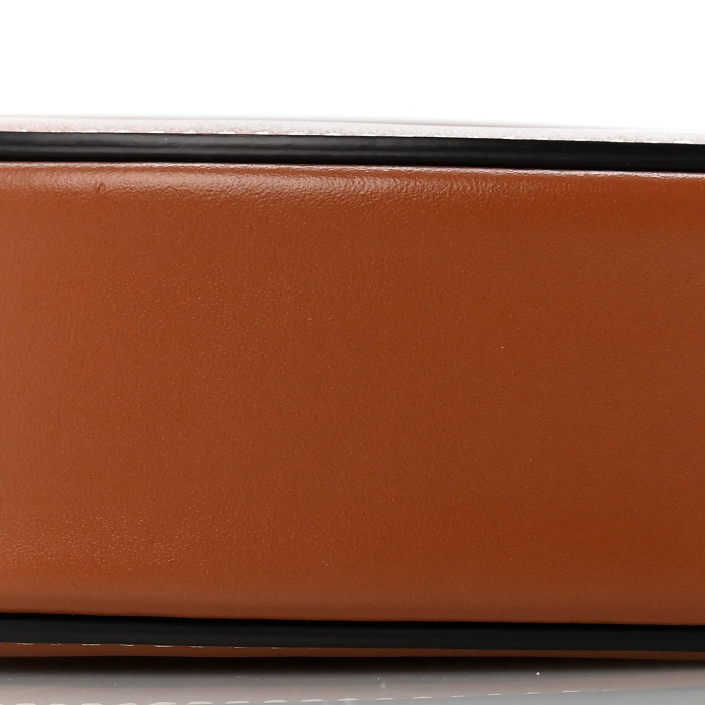 Smooth Calfskin Cuir Small Triomphe Oval Crossbody Purse Tan