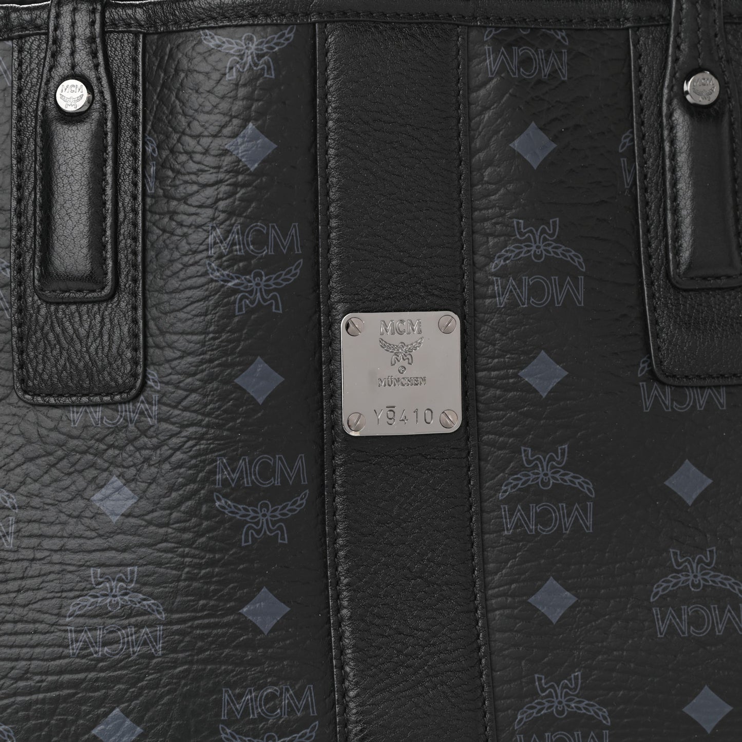 Visetos Medium Liz Reversible Shopper Tote Black