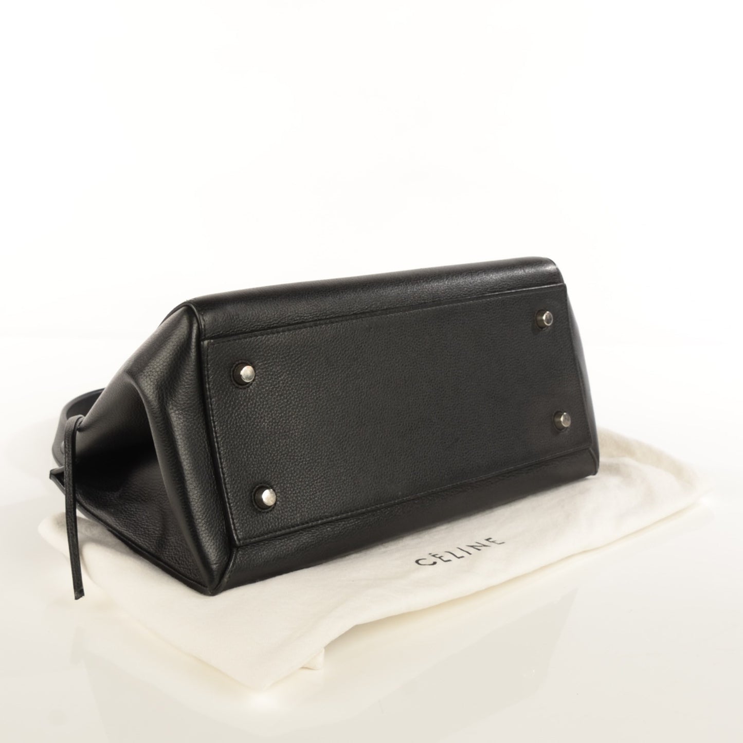 Calfskin Medium Edge Shoulder Bag Black