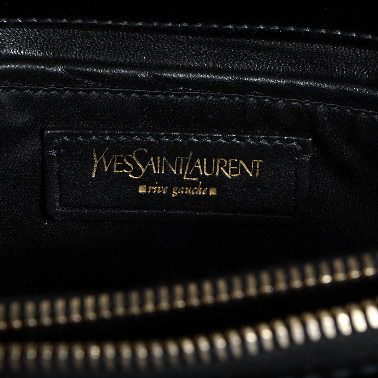 Saint Laurent Patent Small Uptown Black 7 of 9