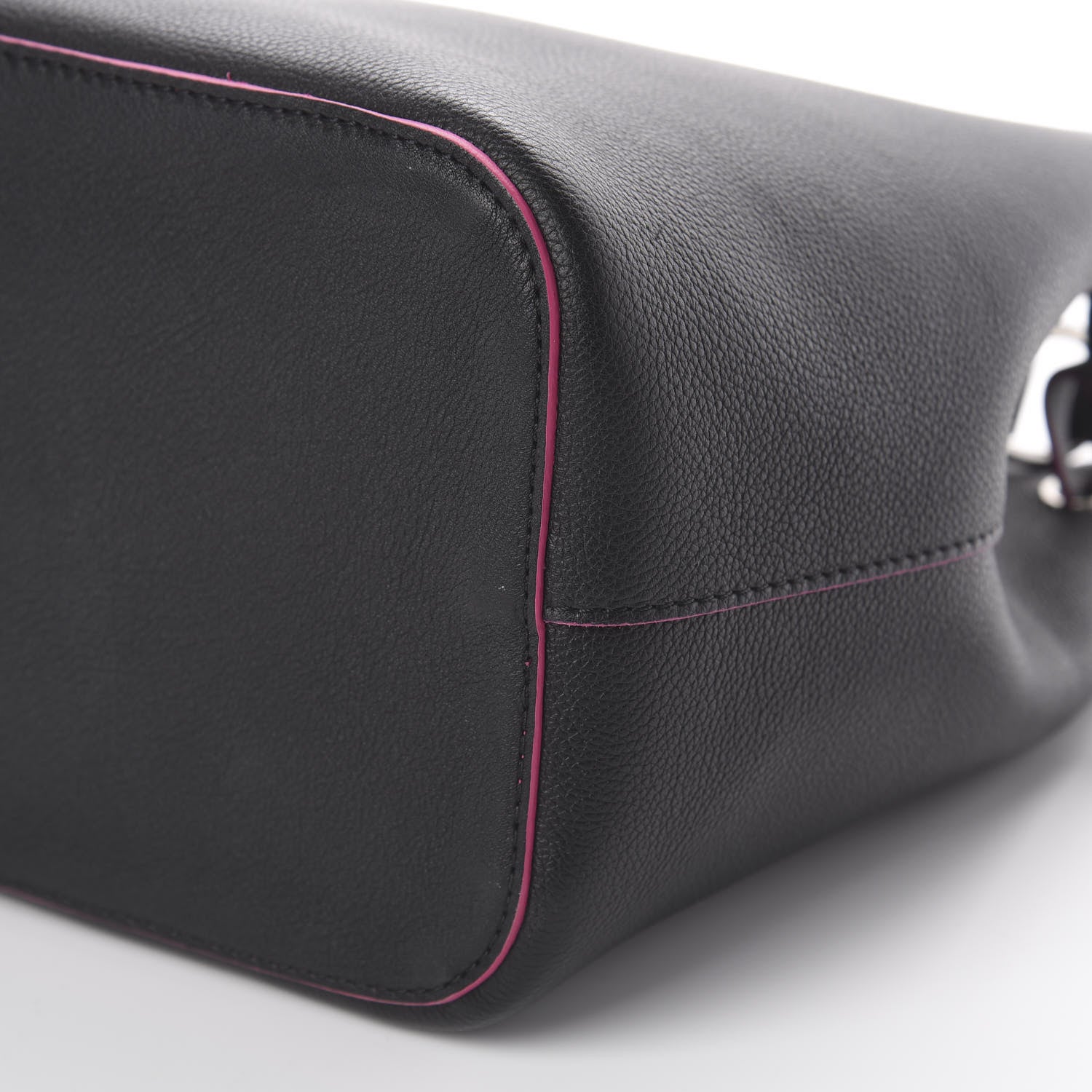 Louis Vuitton Calfskin Lockme Bucket Black 6 of 7