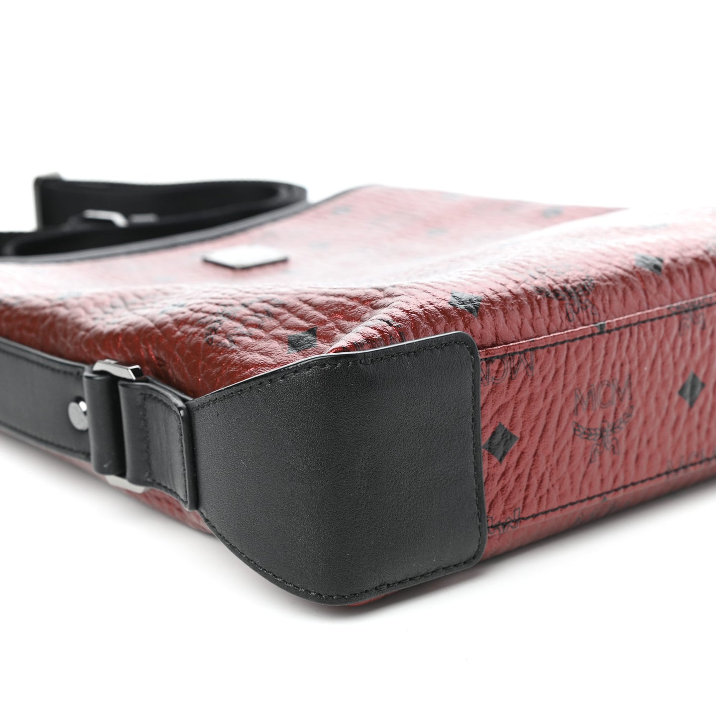 Metallic Visetos Messenger Scooter Red