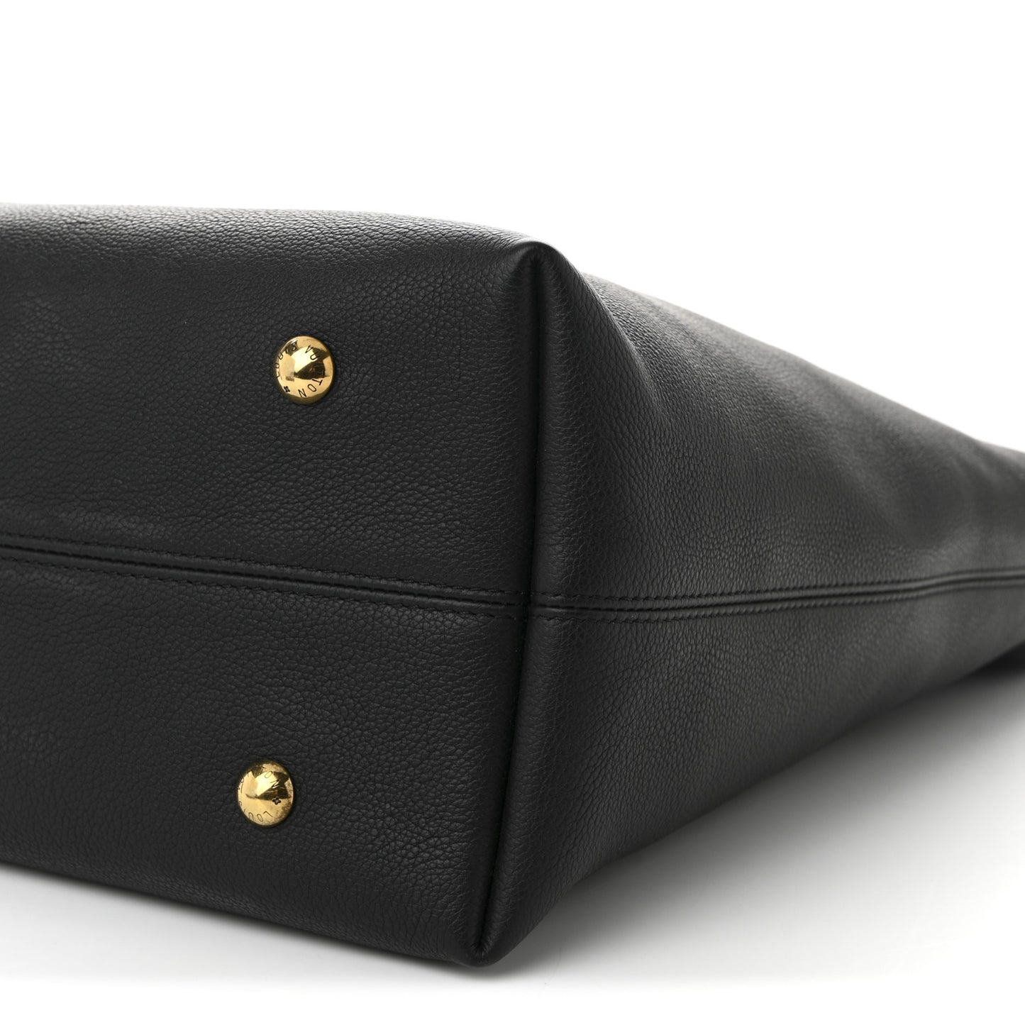 Grained Calfskin Low Key Hobo MM Black