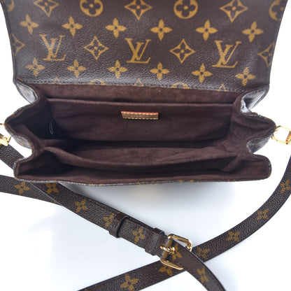Louis Vuitton Monogram Pochette Metis 5 of 10