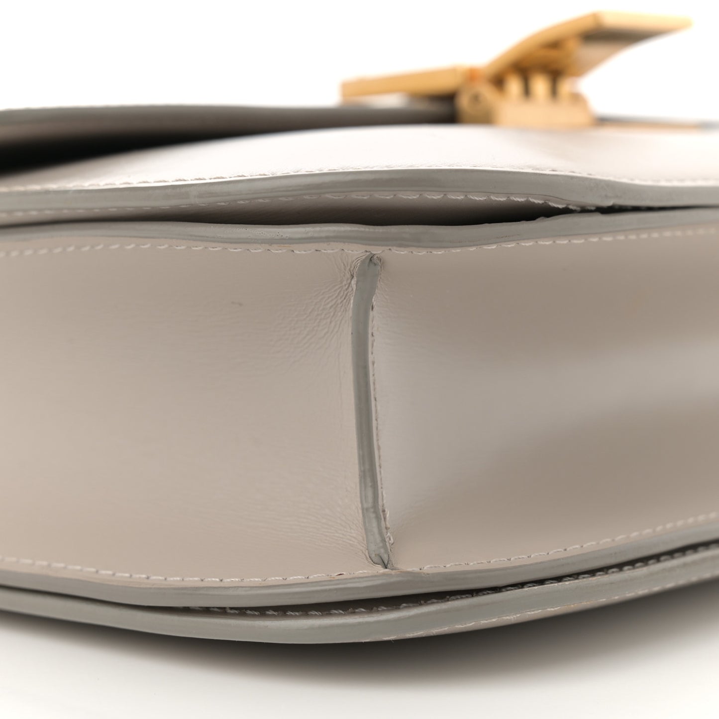 Box Calfskin Medium Classic Box Flap Bag Clay