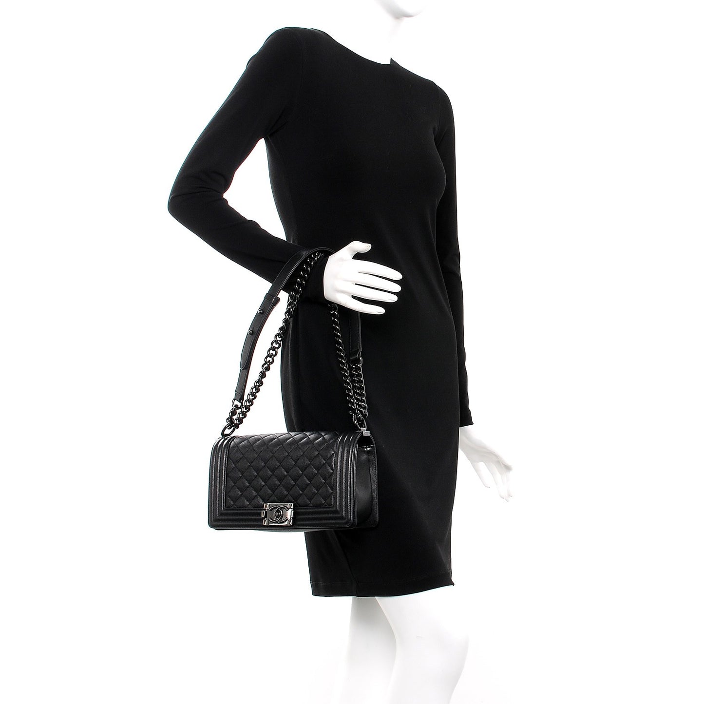 Caviar Quilted Medium Boy Flap So Black