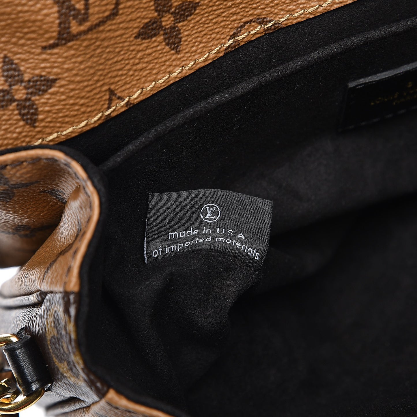 Reverse Monogram Pochette Metis