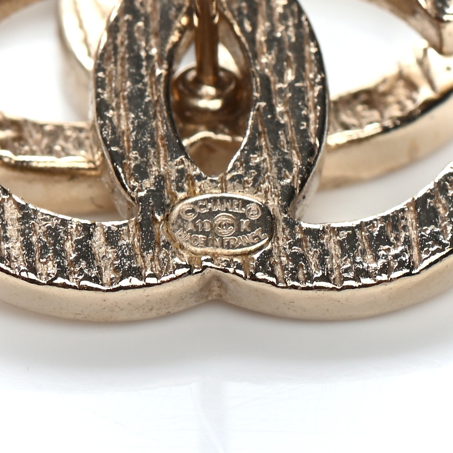 Textured CC Earrings Gold