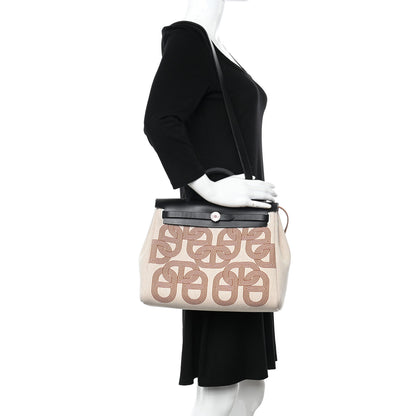 Hermes H Plume Canvas Vache Hunter Horseshoe Laque Circuit 24 Herbag Zip Retourne 31 Black Naturel Ecru 2 of 13