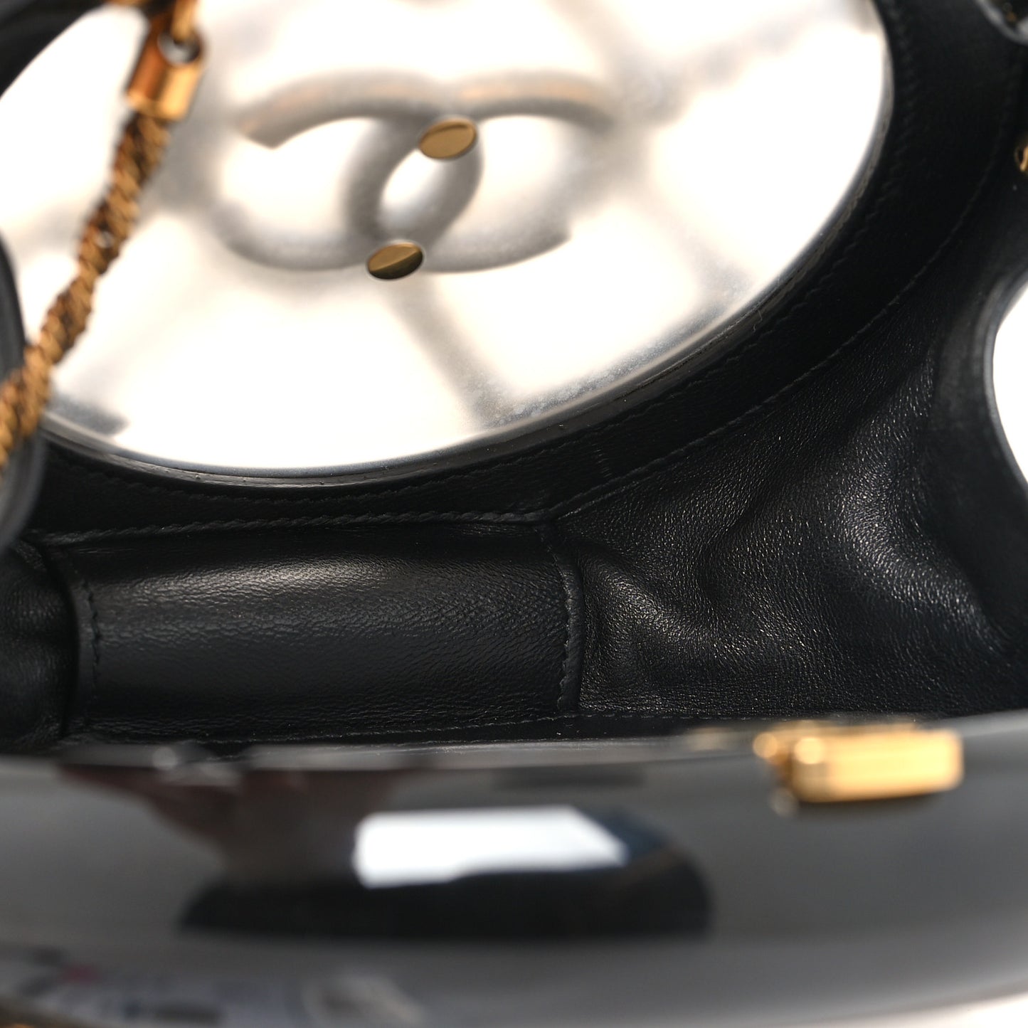 Resin Crystal Rescue Wheel Minaudière Black