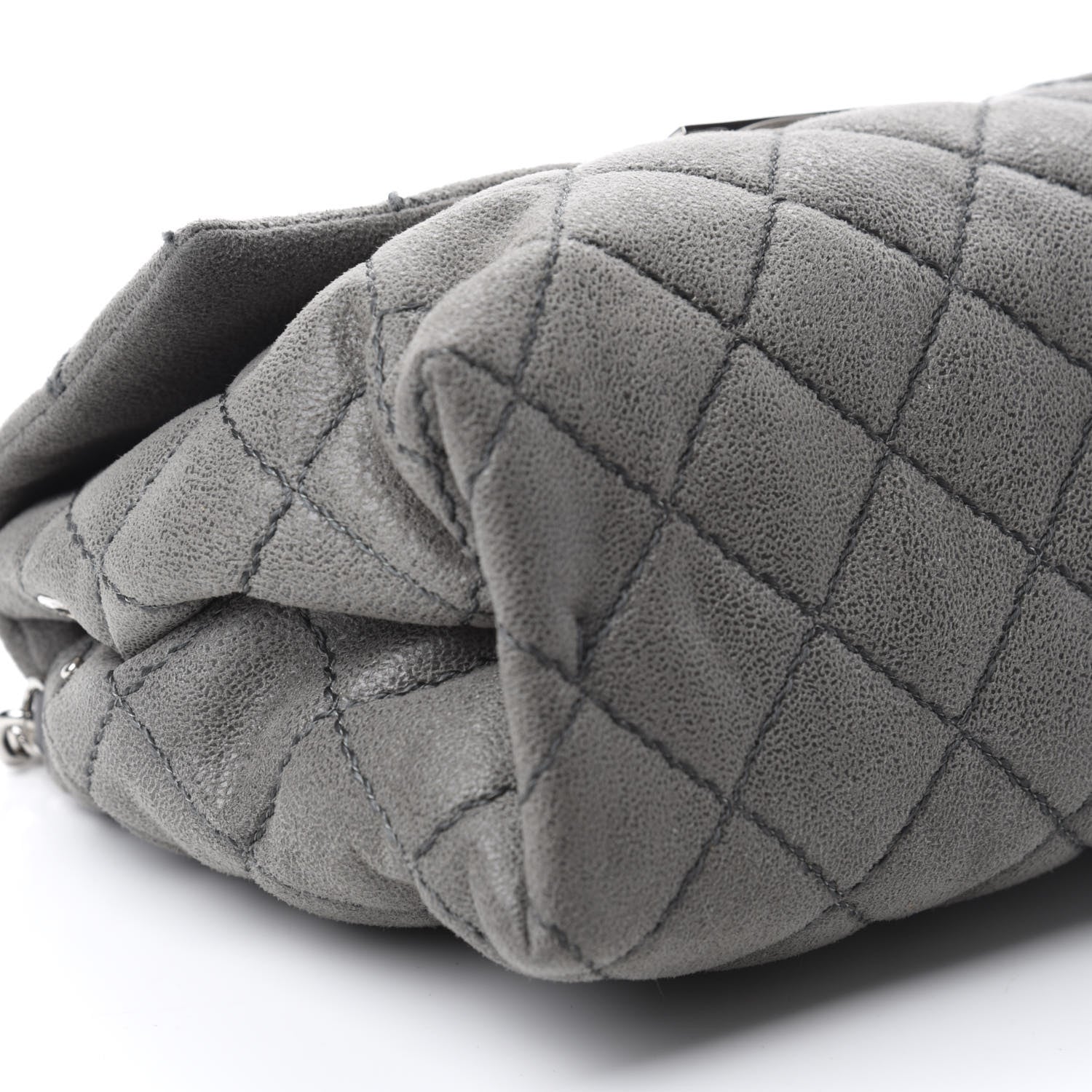 Stella McCartney Shaggy Deer Quilted Small Beckett Chain Shoulder Bag Grey 6 of 10